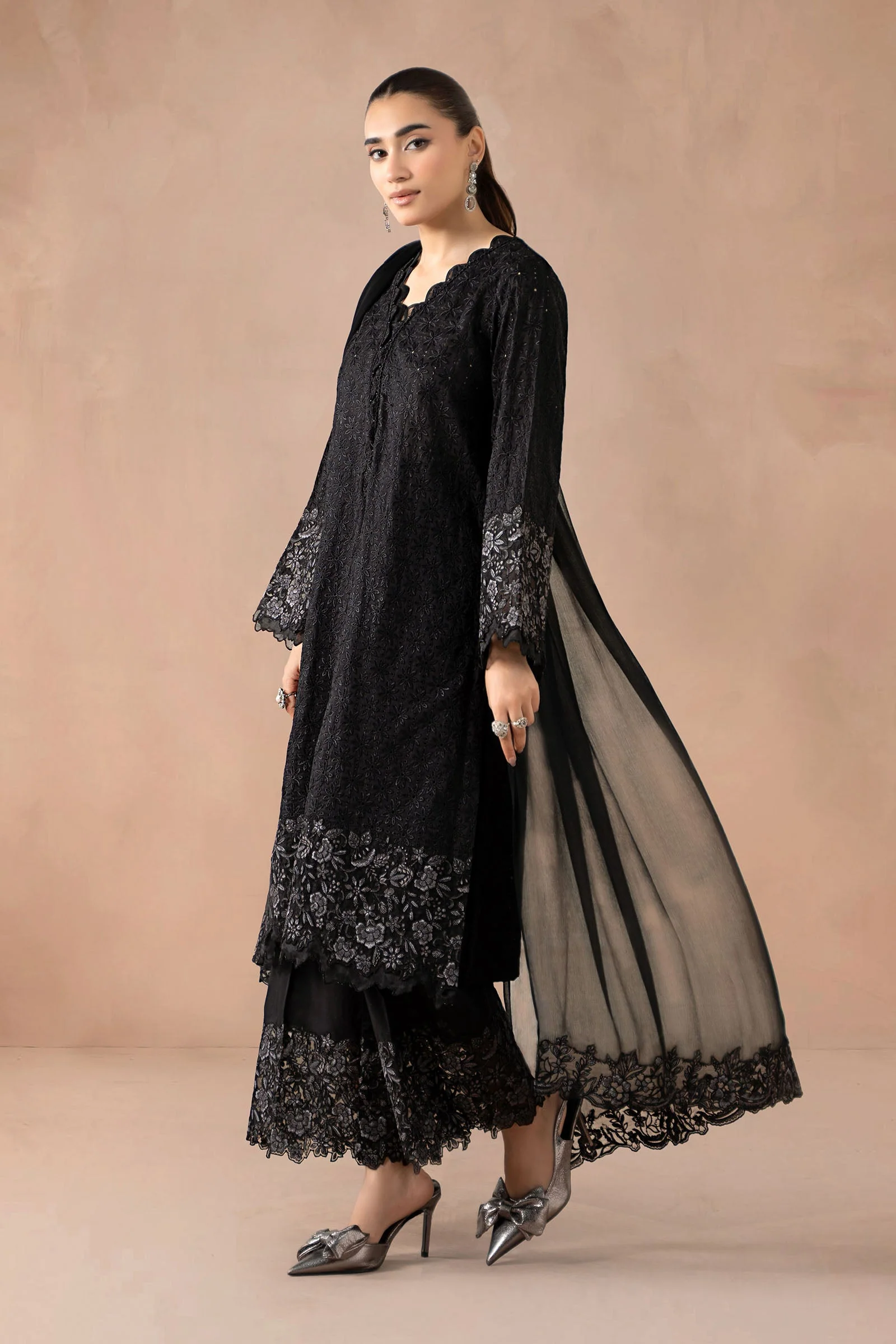 3 Piece Embroidered Lawn Suit 332 3 Piece Embroidered Lawn Suit