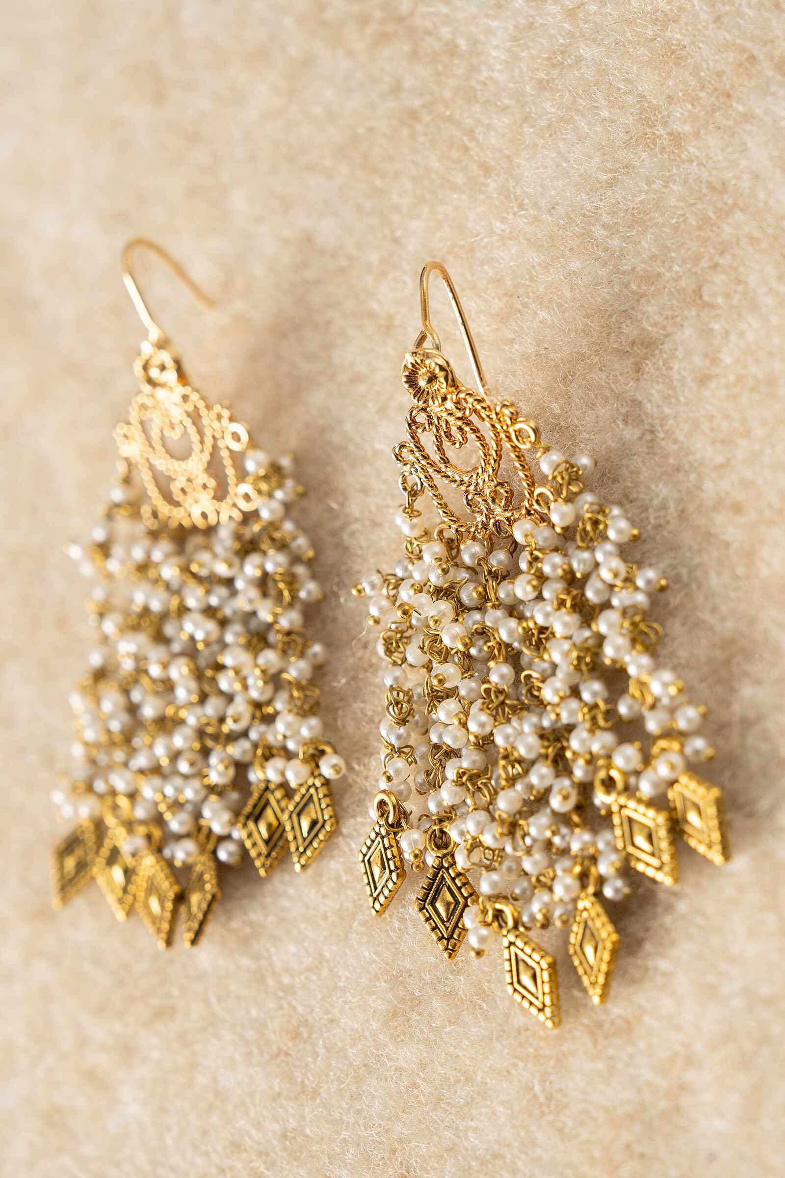 Jhalmoti Earrings