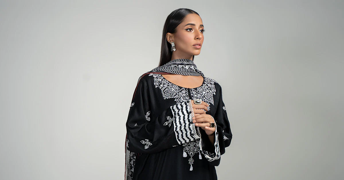 3 Piece Dyed Lawn Suit