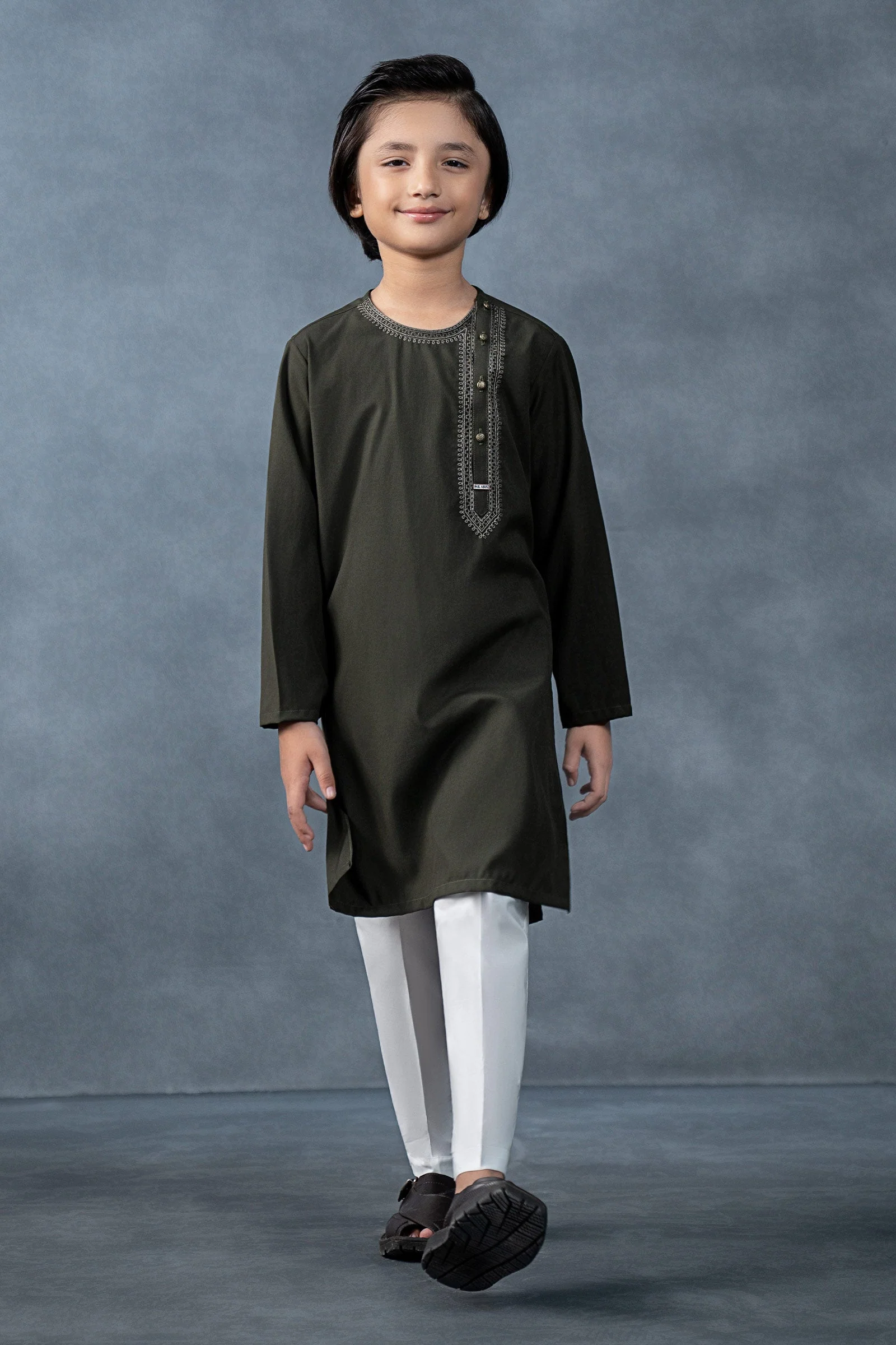Embroidered Blended Kurta