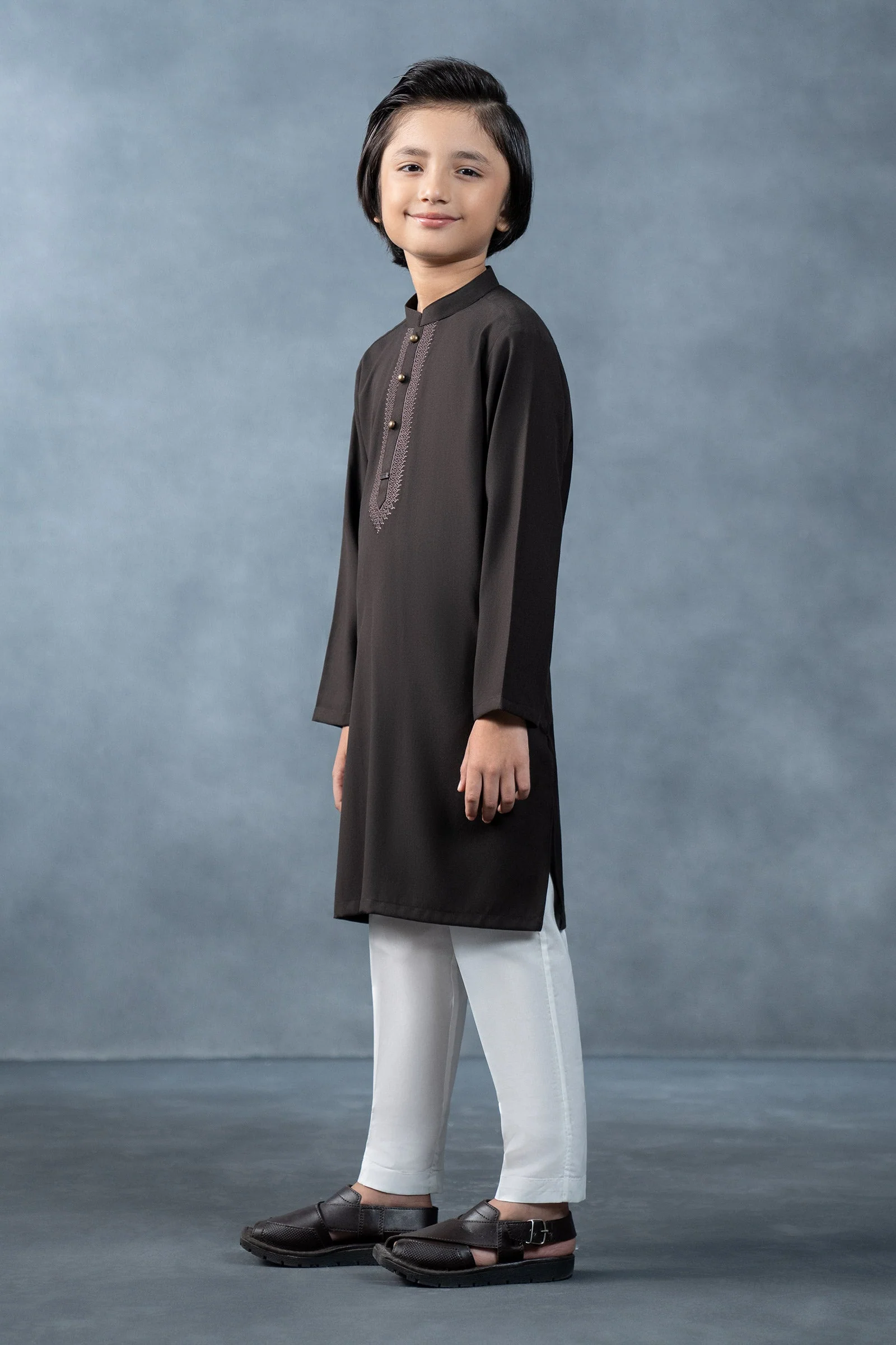 Embroidered Blended Kurta