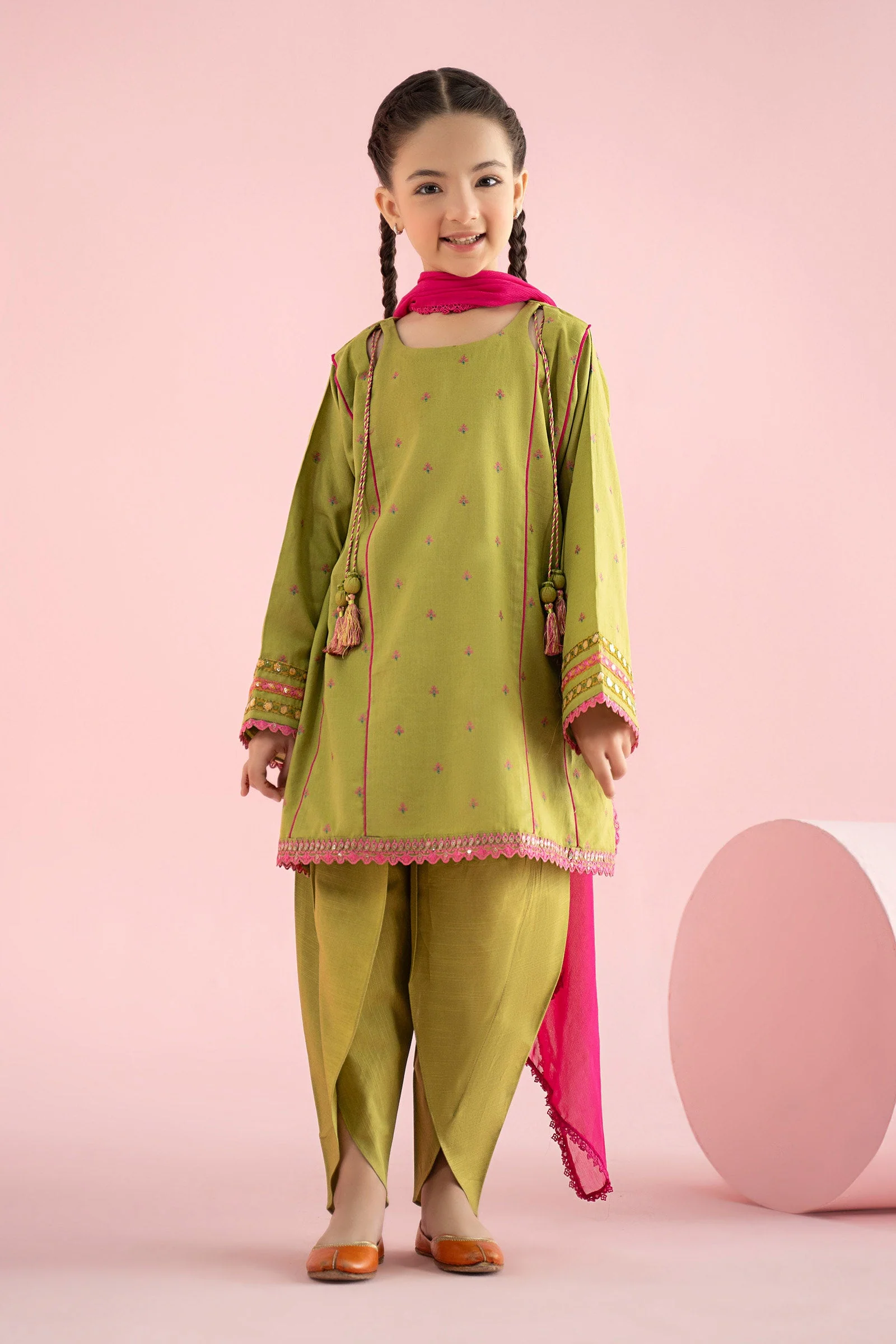 3 Piece Embroidered Jacquard Brochia Suit