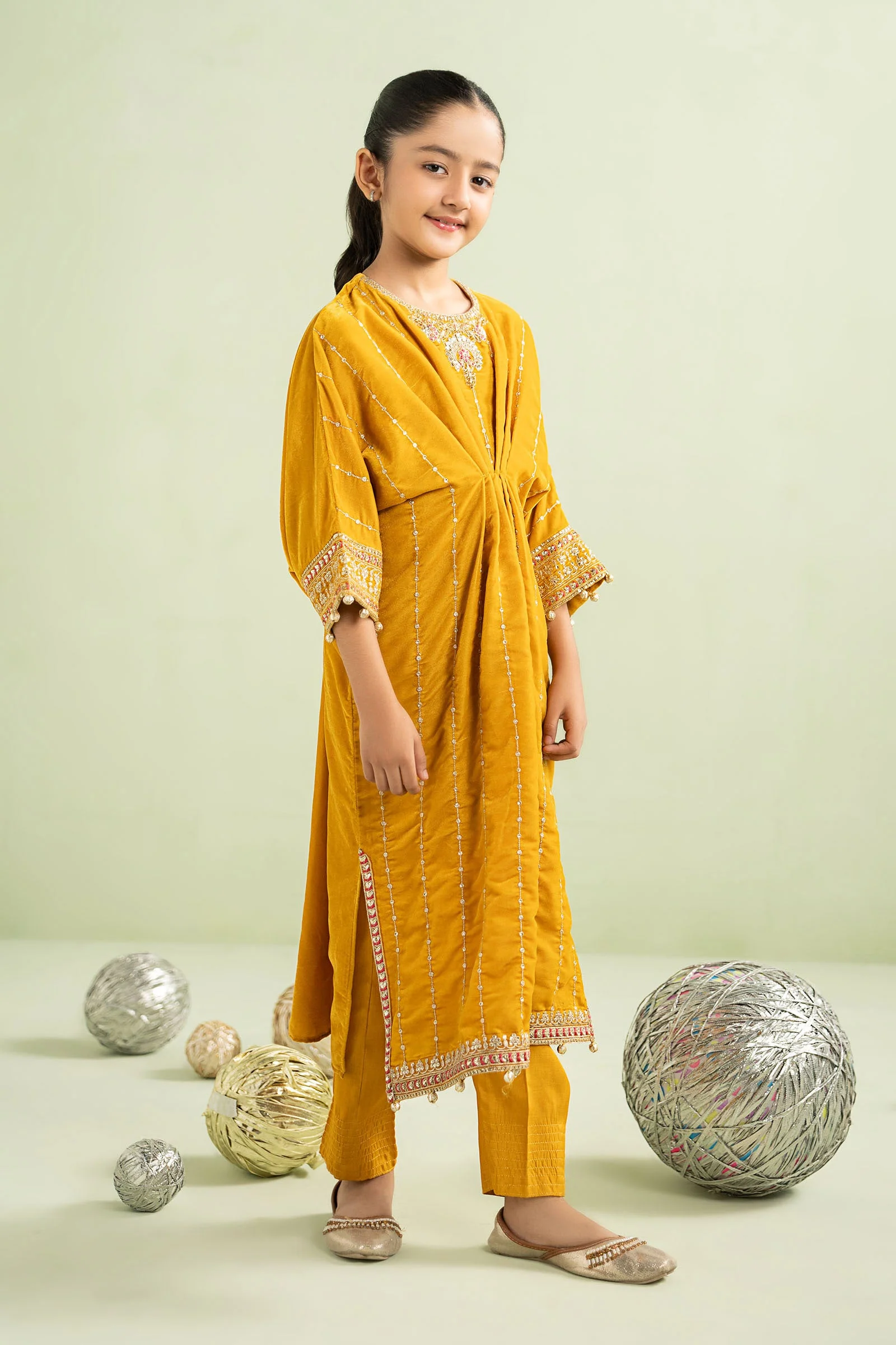 2 Piece Embroidered Velvet Suit