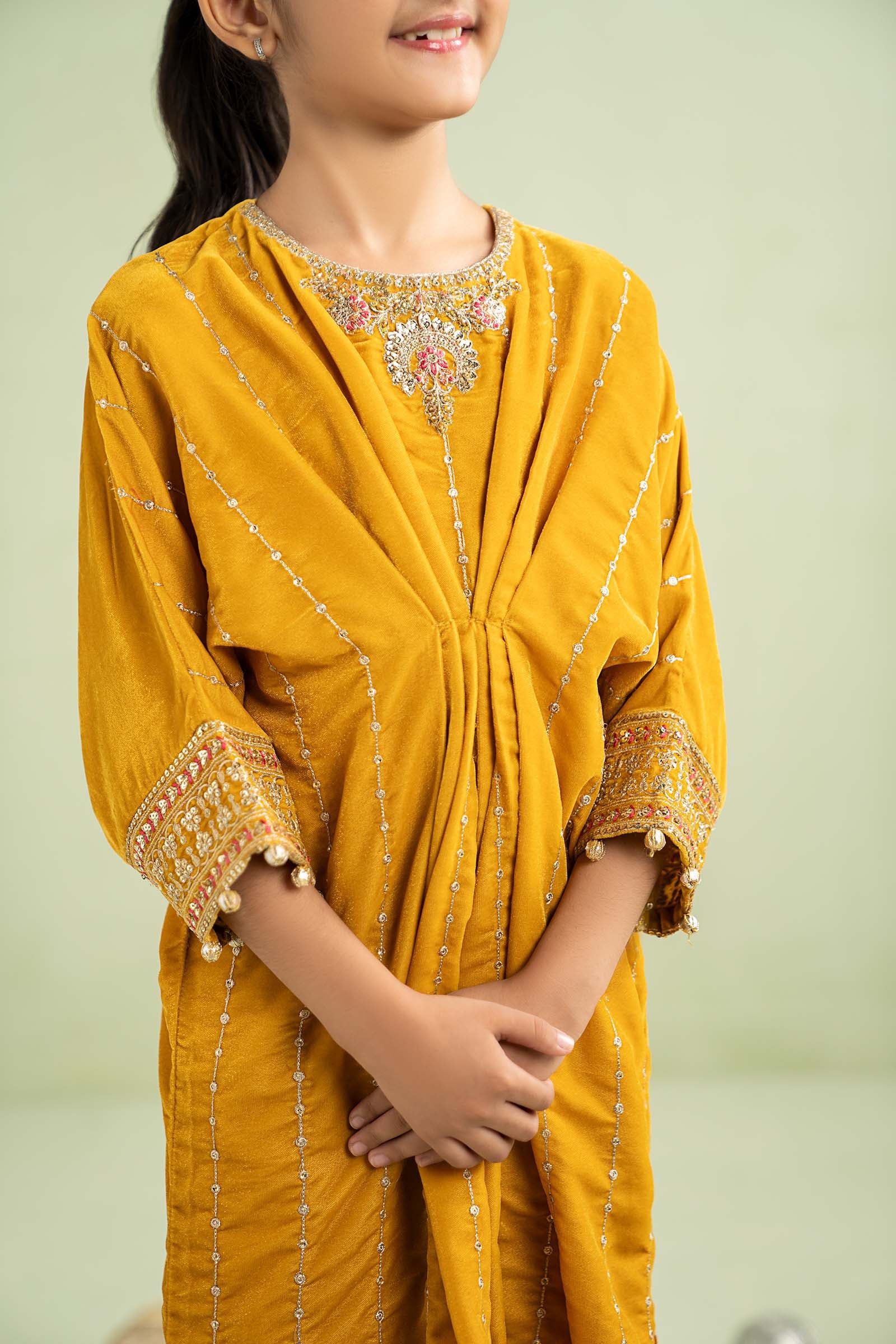 2 Piece Embroidered Velvet Suit