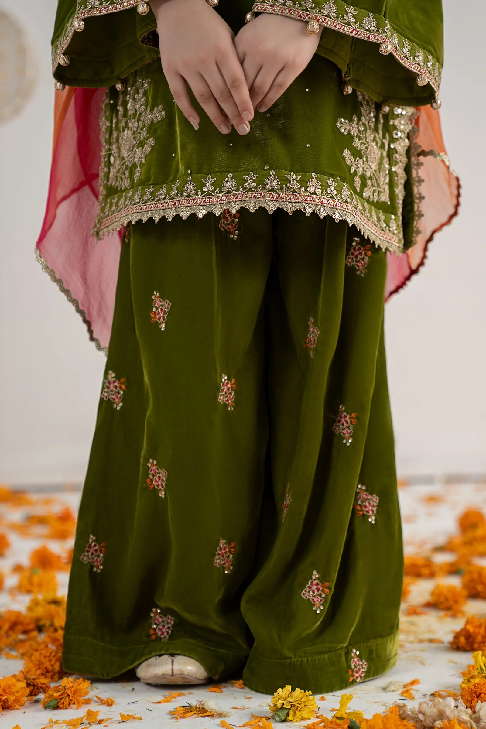 3 Piece Embroidered Velvet Suit 128 3 Piece Embroidered Velvet Suit