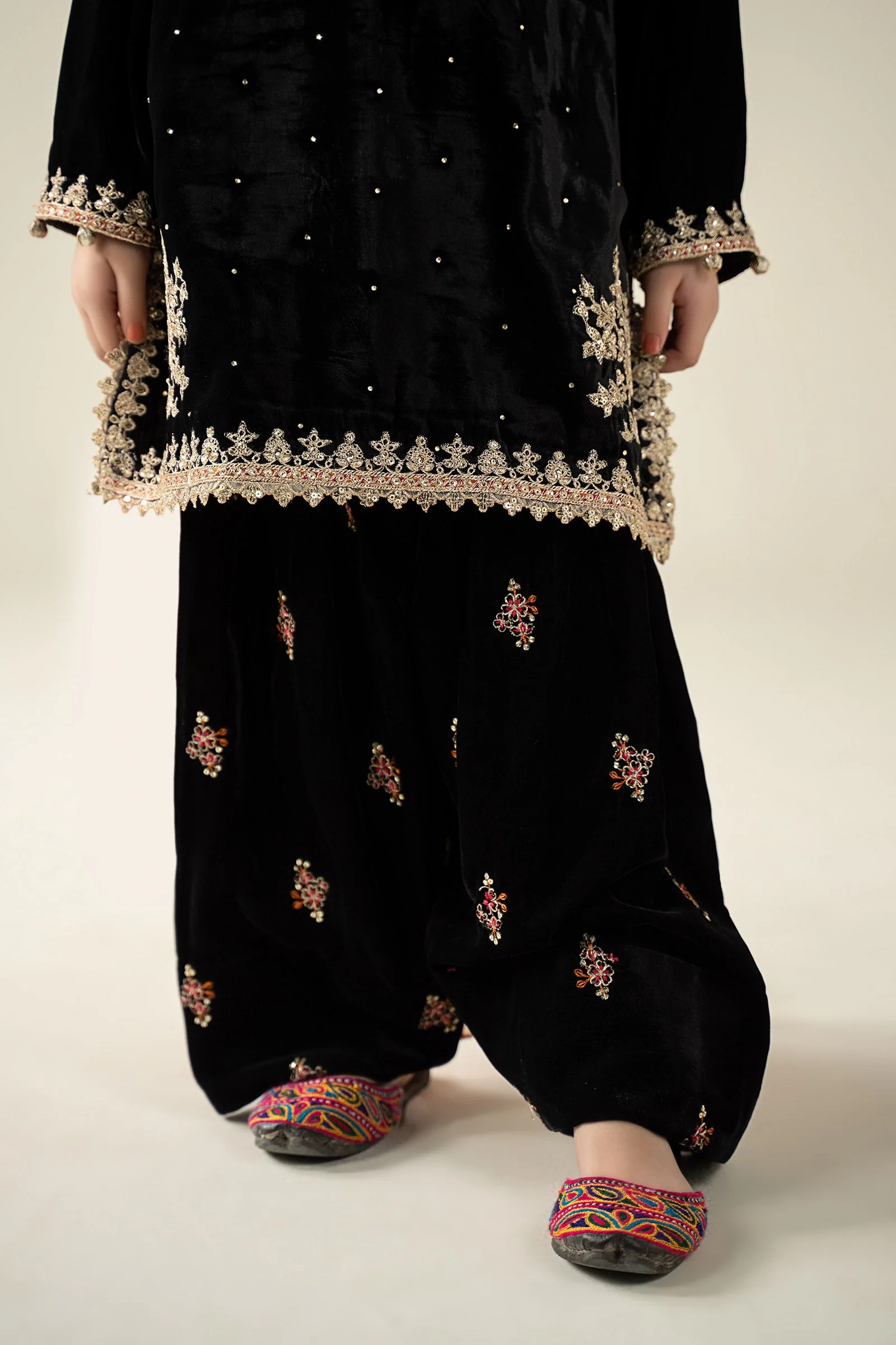 3 Piece Embroidered Velvet Suit 120 3 Piece Embroidered Velvet Suit