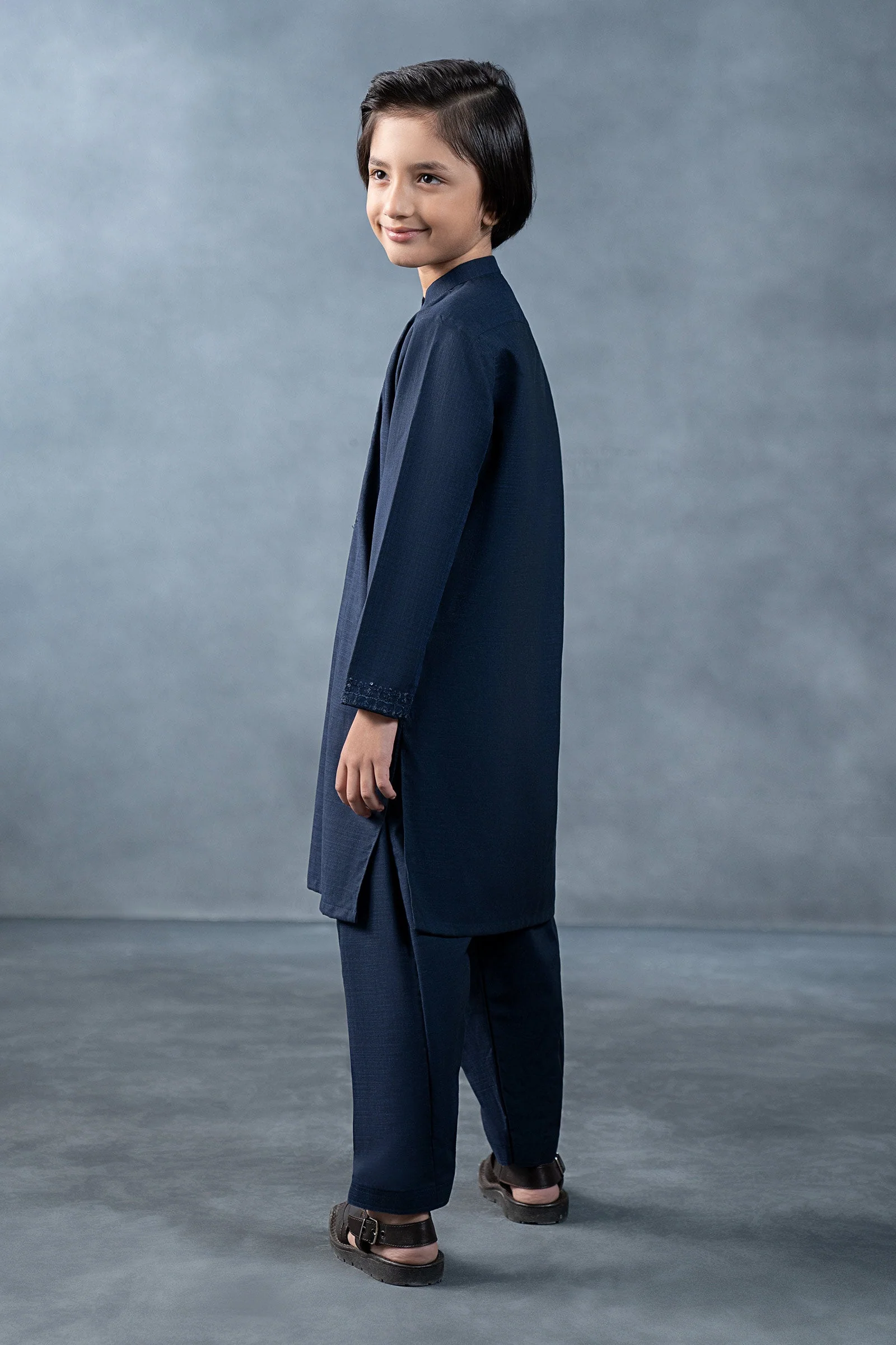 2 Piece Blemded Khaddar Suit