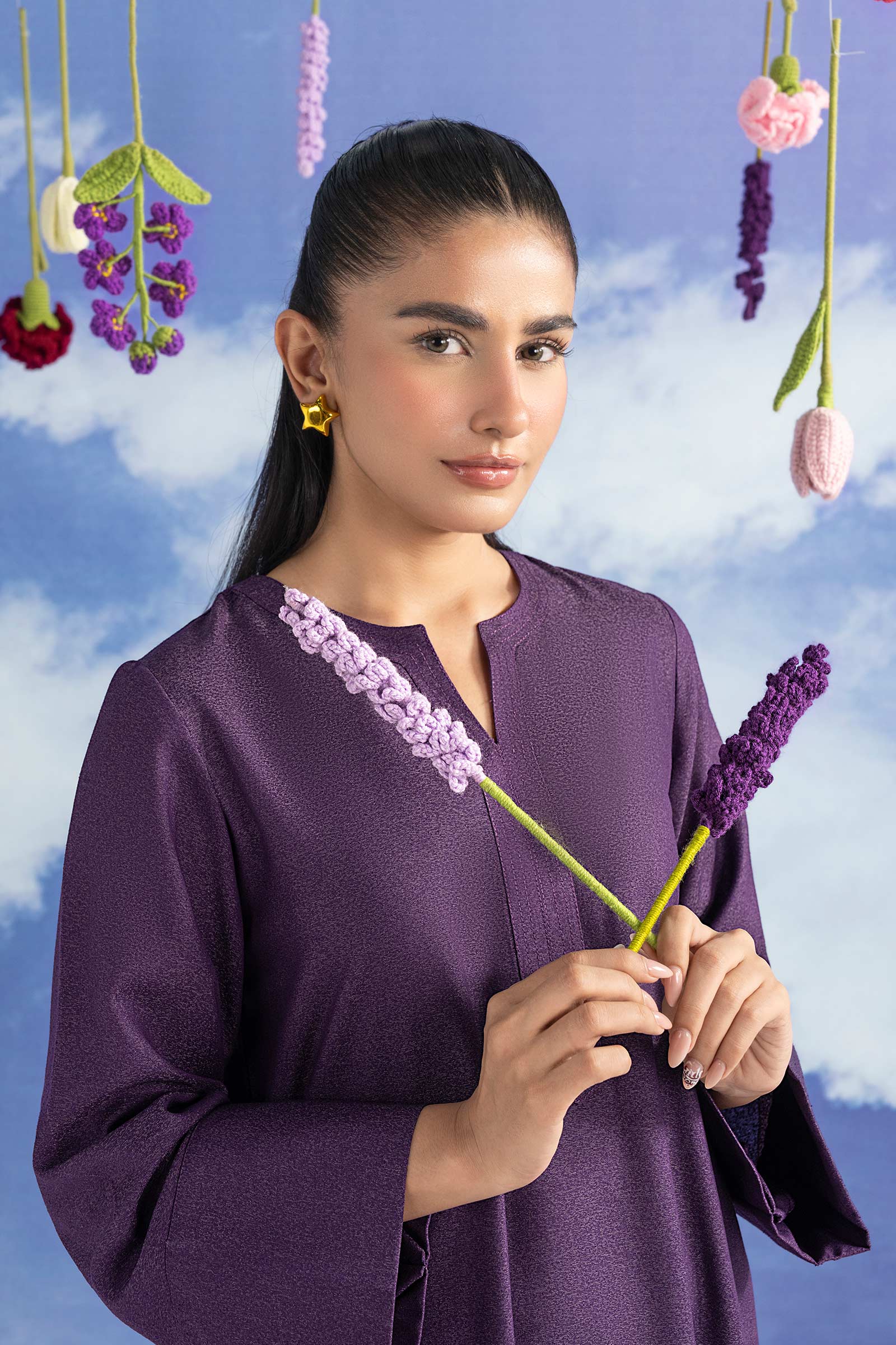 2 Pc Dyed Karandi Suit