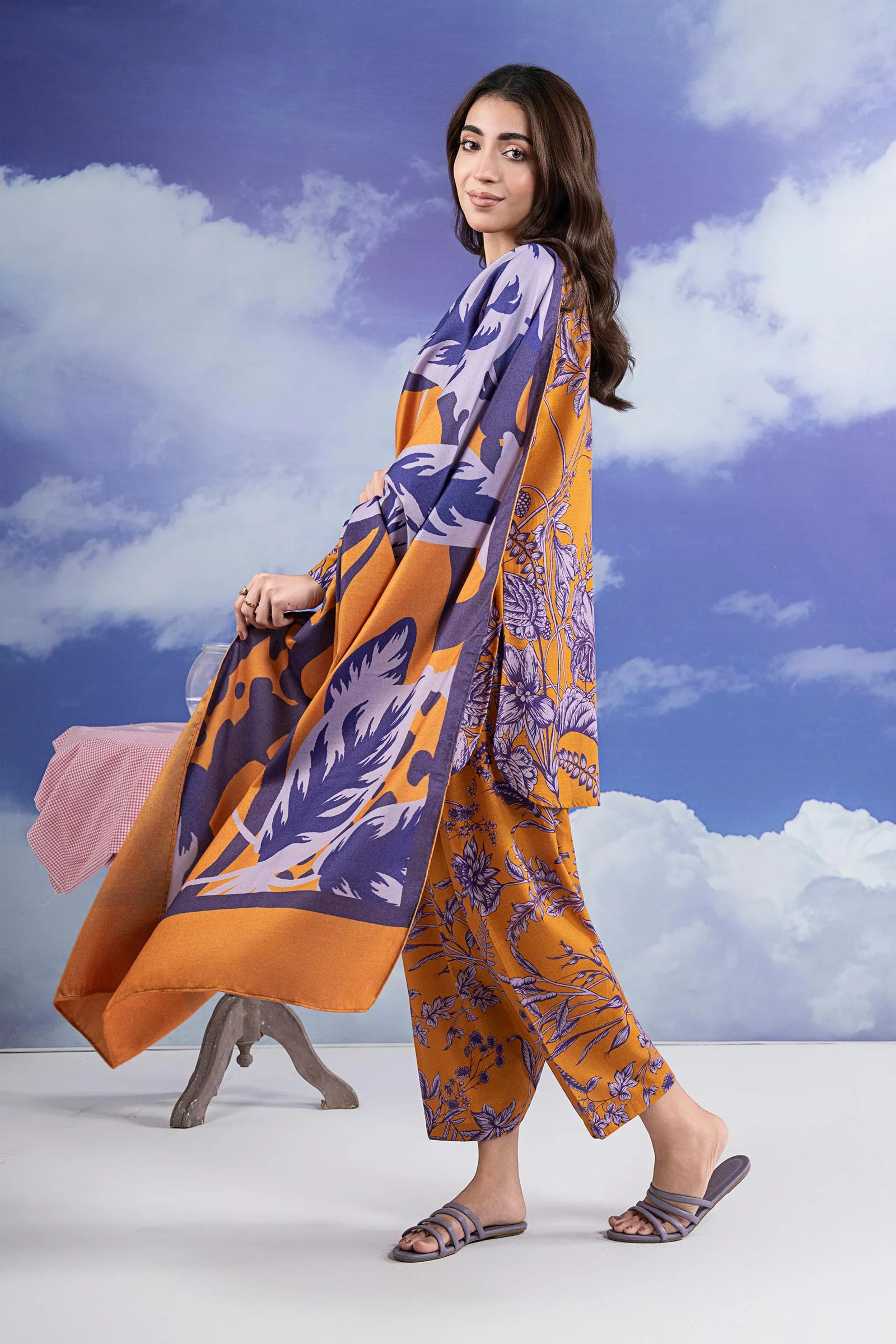 3 Pc Printed Khaddar Suit