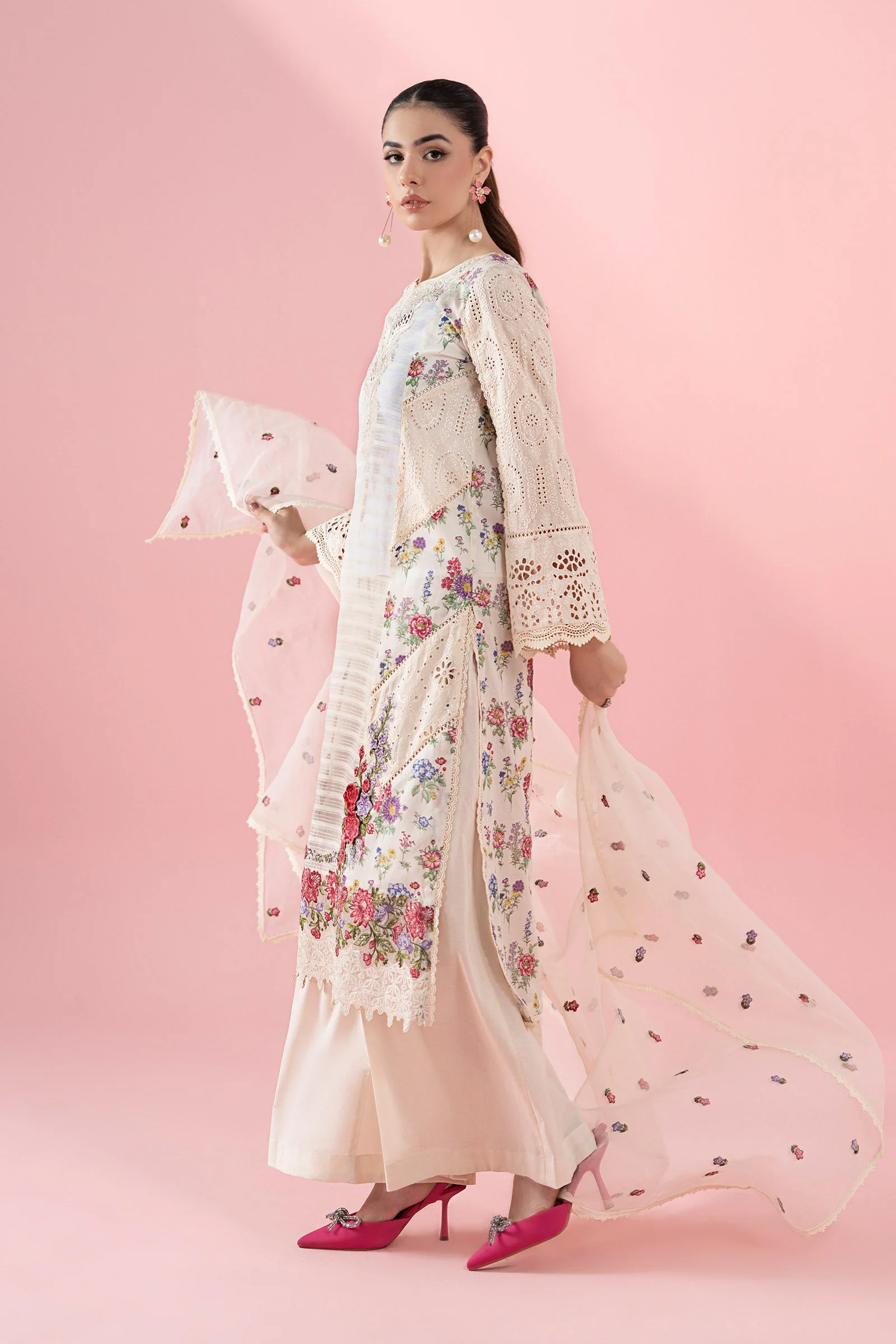 3 Piece Embroidered Lawn Suit