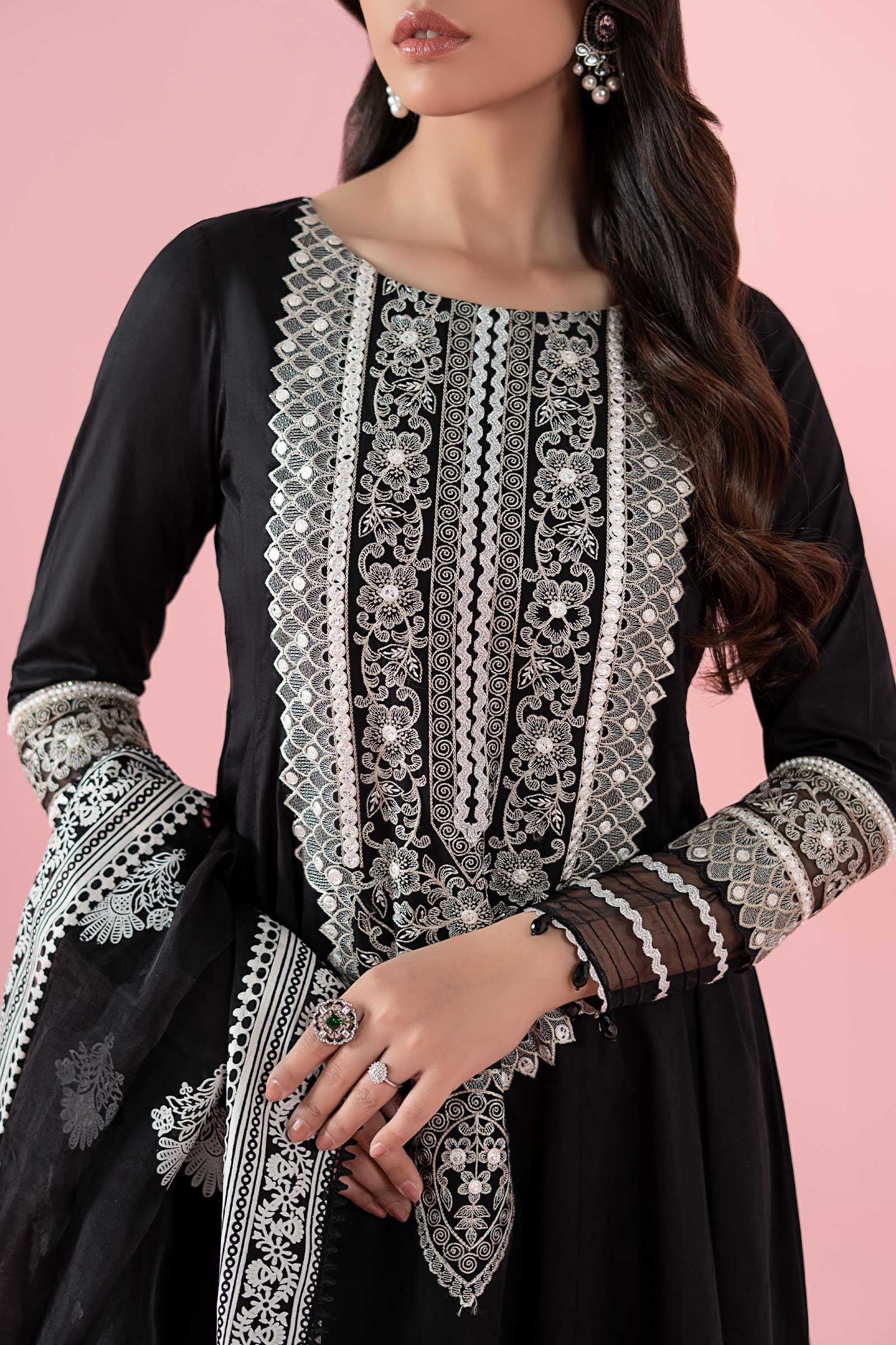 3 Piece Embroidered Lawn Suit