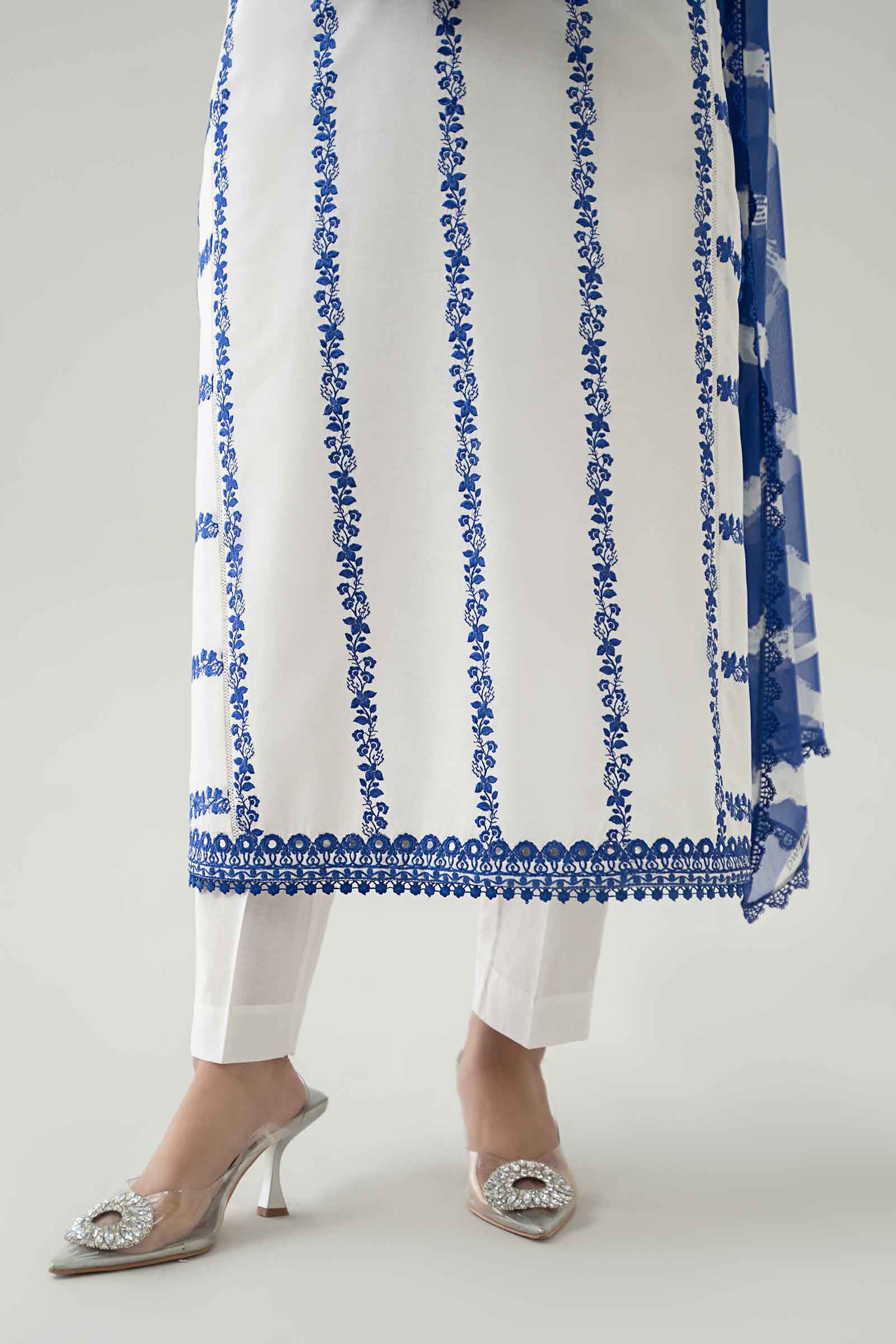 3 Piece Embroidered Lawn Suit