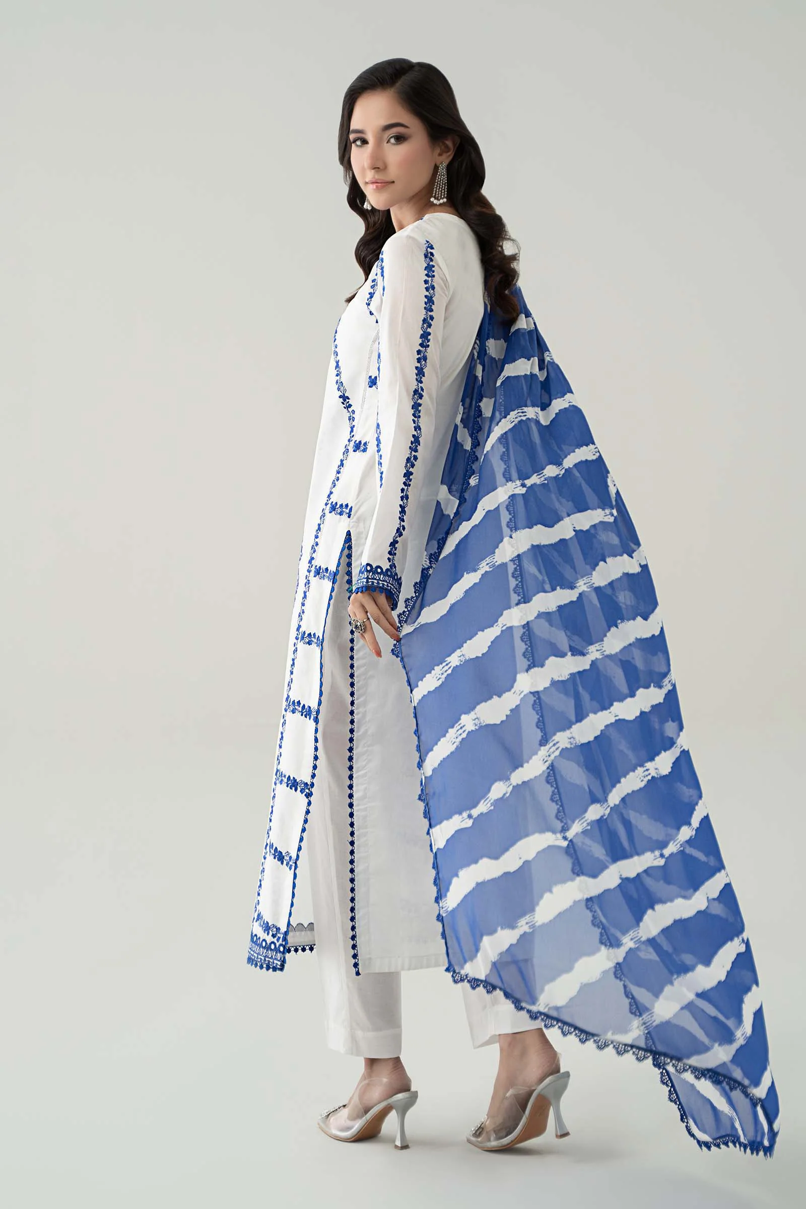 3 Piece Embroidered Lawn Suit