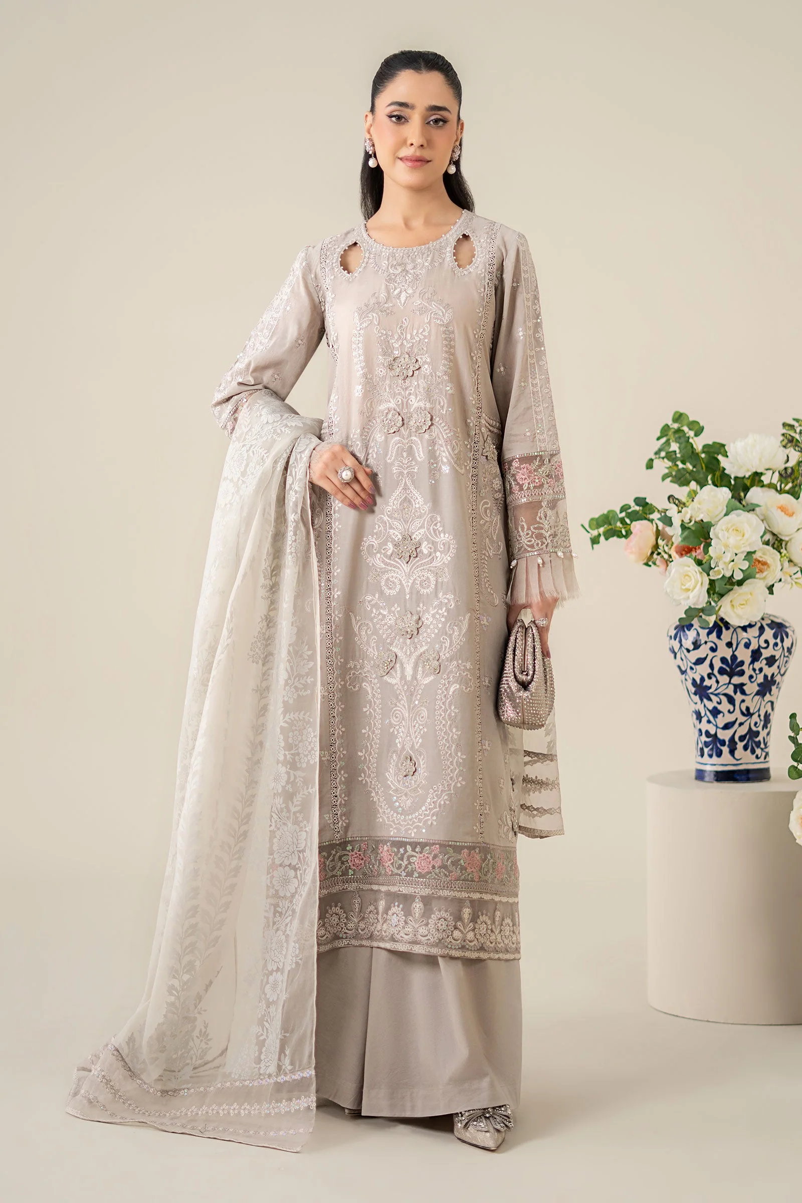 3 Piece Embroidered Lawn Suit 316 3 Piece Embroidered Lawn Suit