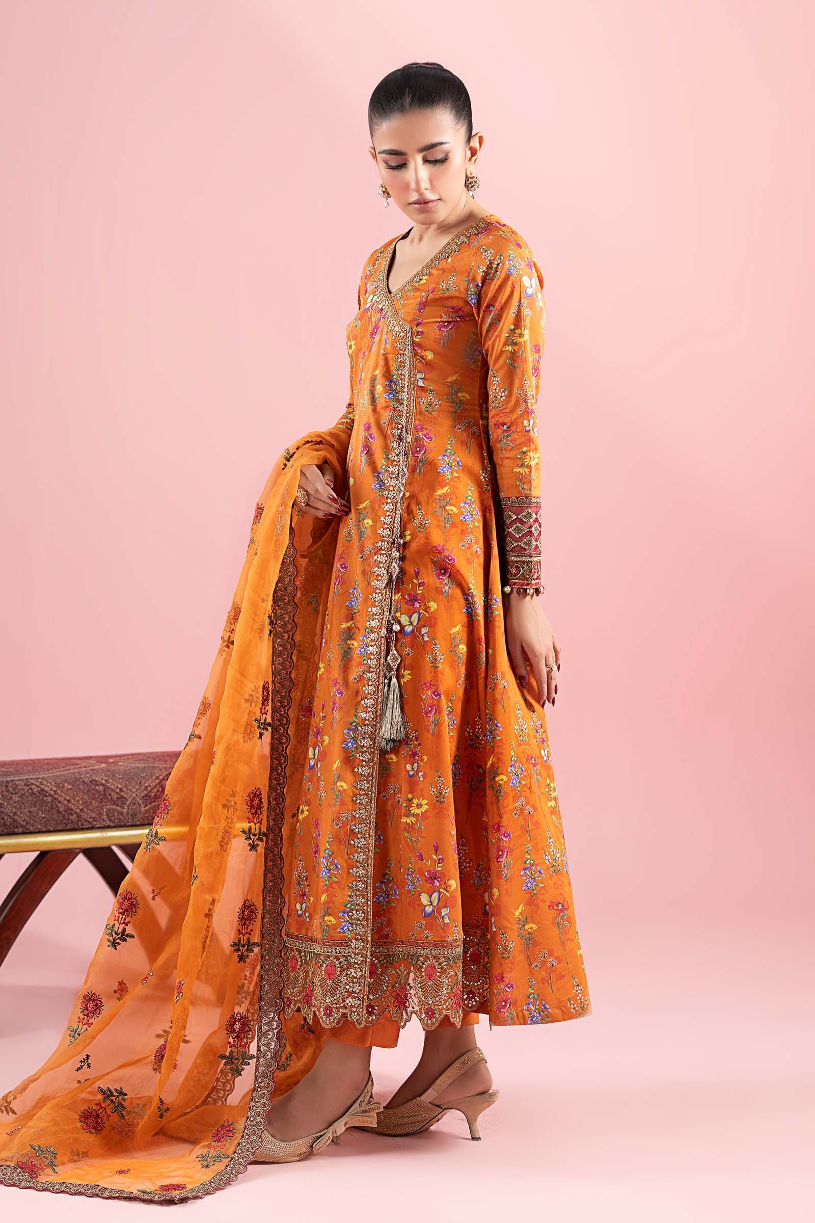 3 Piece Embroidered Lawn Suit 313 3 Piece Embroidered Lawn Suit