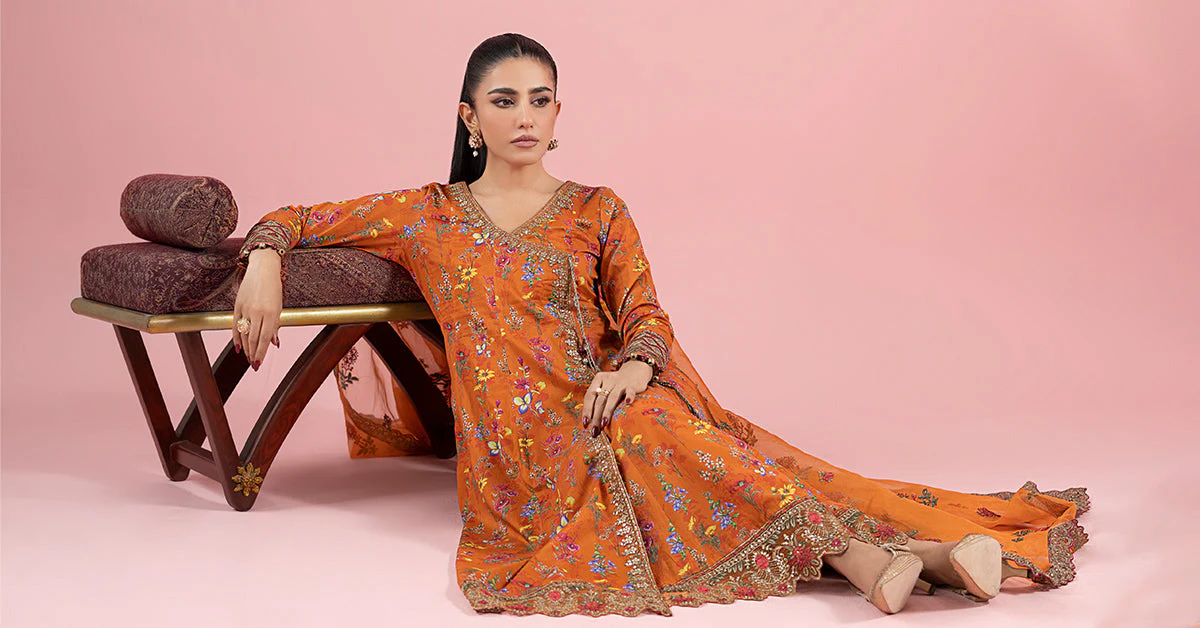 3 Piece Embroidered Lawn Suit 315 3 Piece Embroidered Lawn Suit
