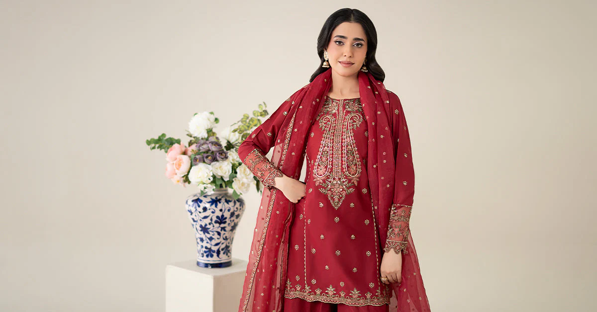 3 Piece Embroidered Lawn Suit 274 3 Piece Embroidered Lawn Suit