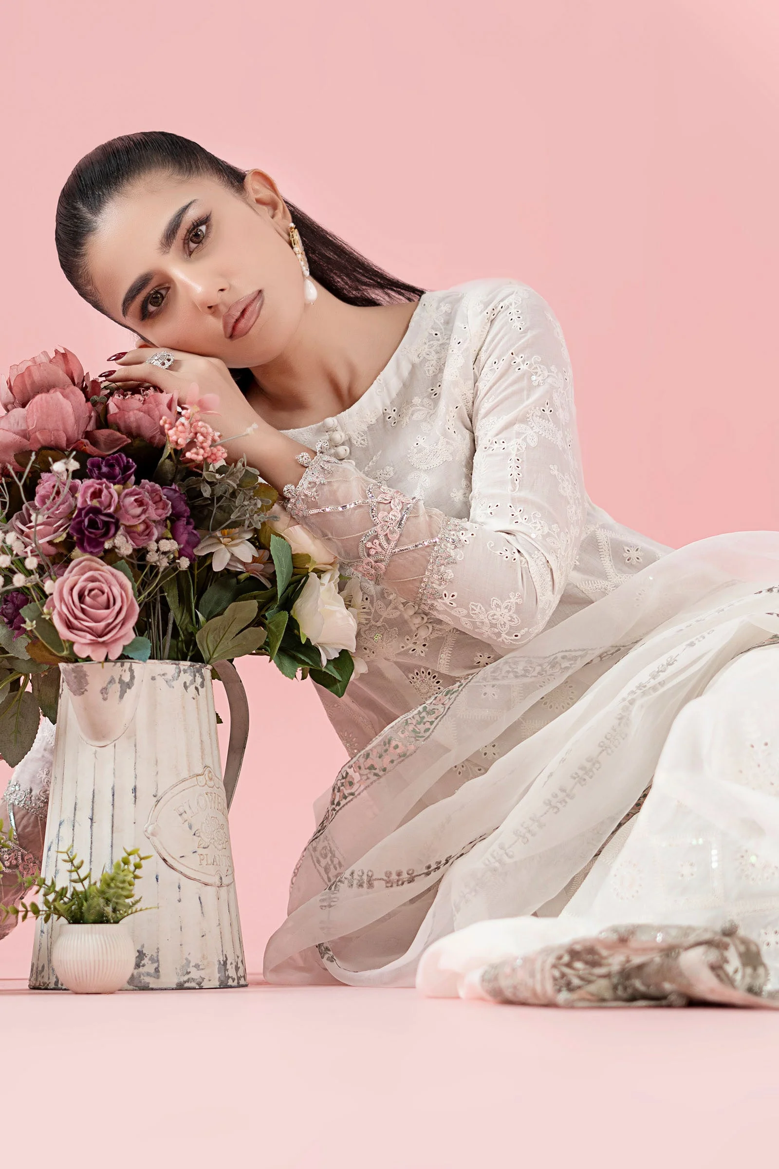 3 Piece Embroidered Lawn Suit 260 3 Piece Embroidered Lawn Suit