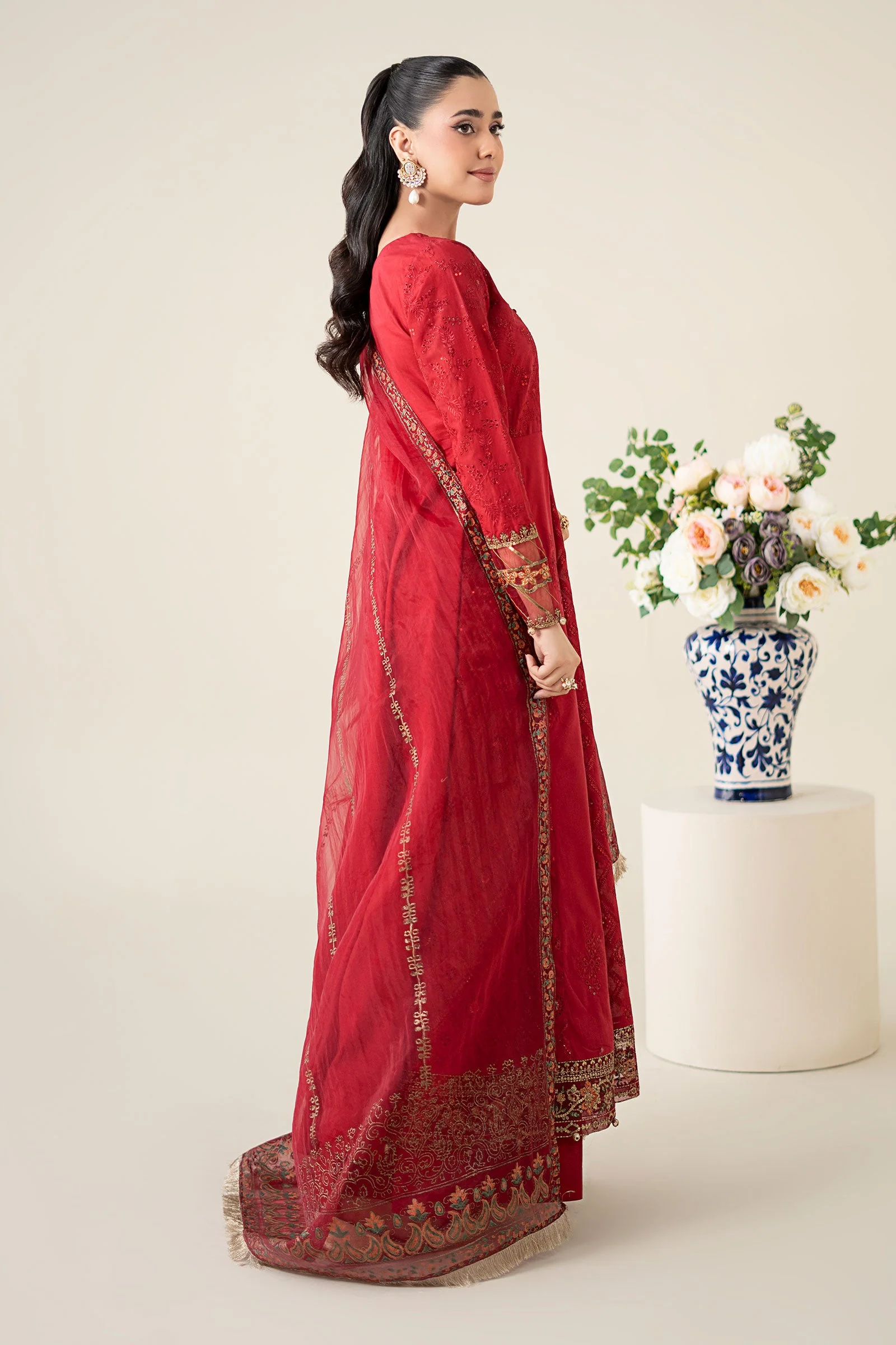 3 Piece Embroidered Lawn Suit 256 3 Piece Embroidered Lawn Suit