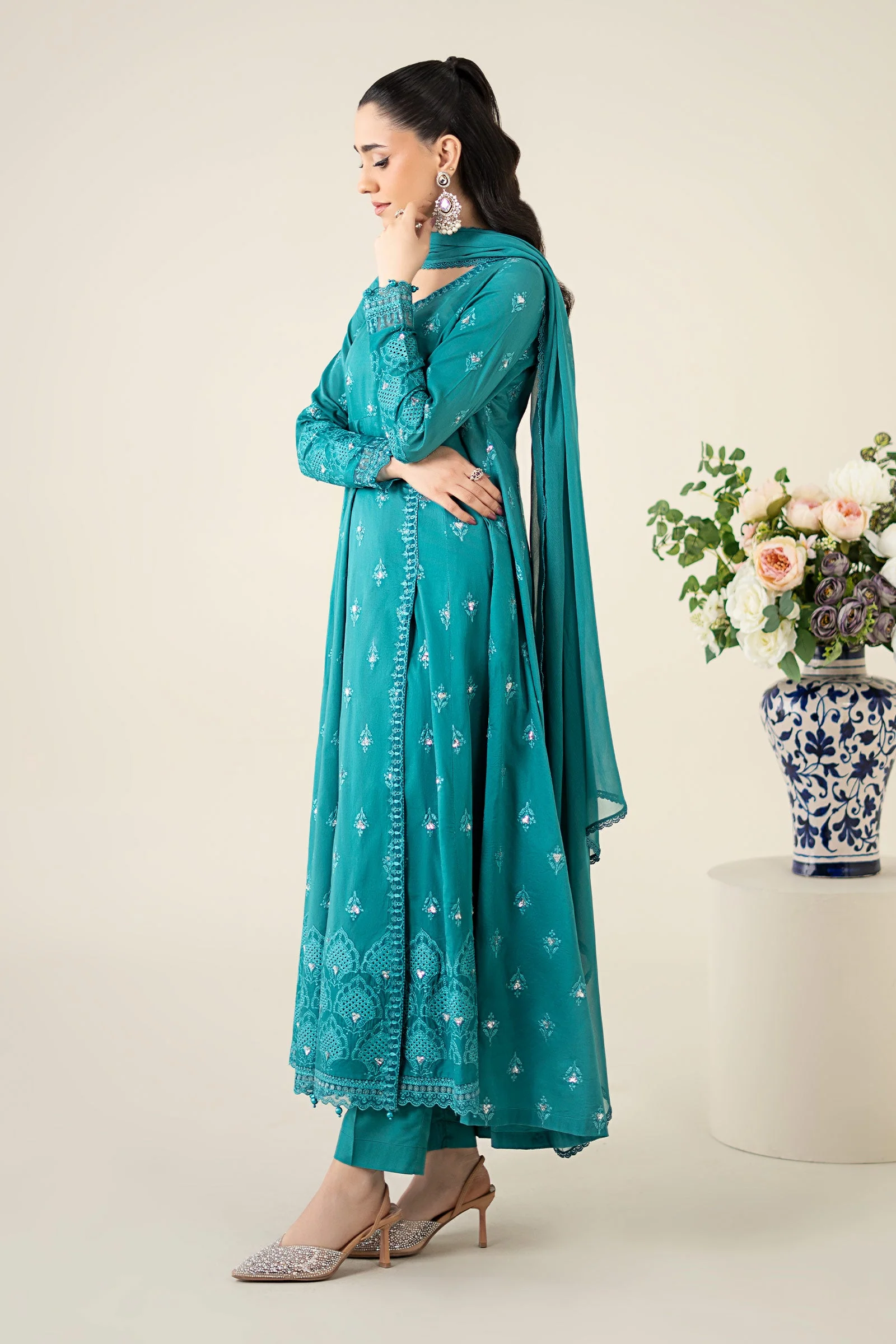 3 Piece Embroidered Lawn Suit 245 3 Piece Embroidered Lawn Suit