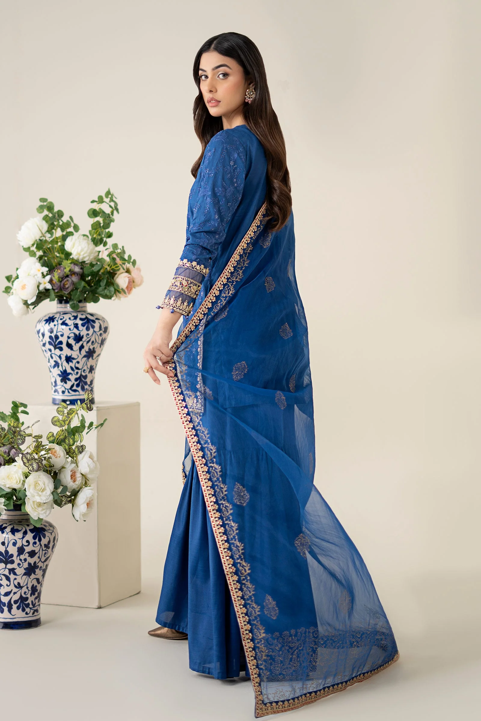 3 Piece Embroidered Lawn Suit 214 3 Piece Embroidered Lawn Suit