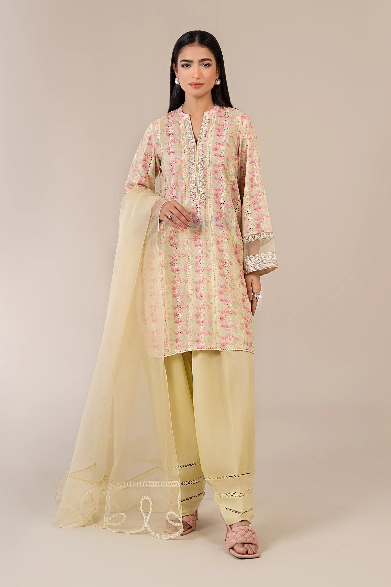 3 Piece Embroidered Lawn Suit 203 3 Piece Embroidered Lawn Suit