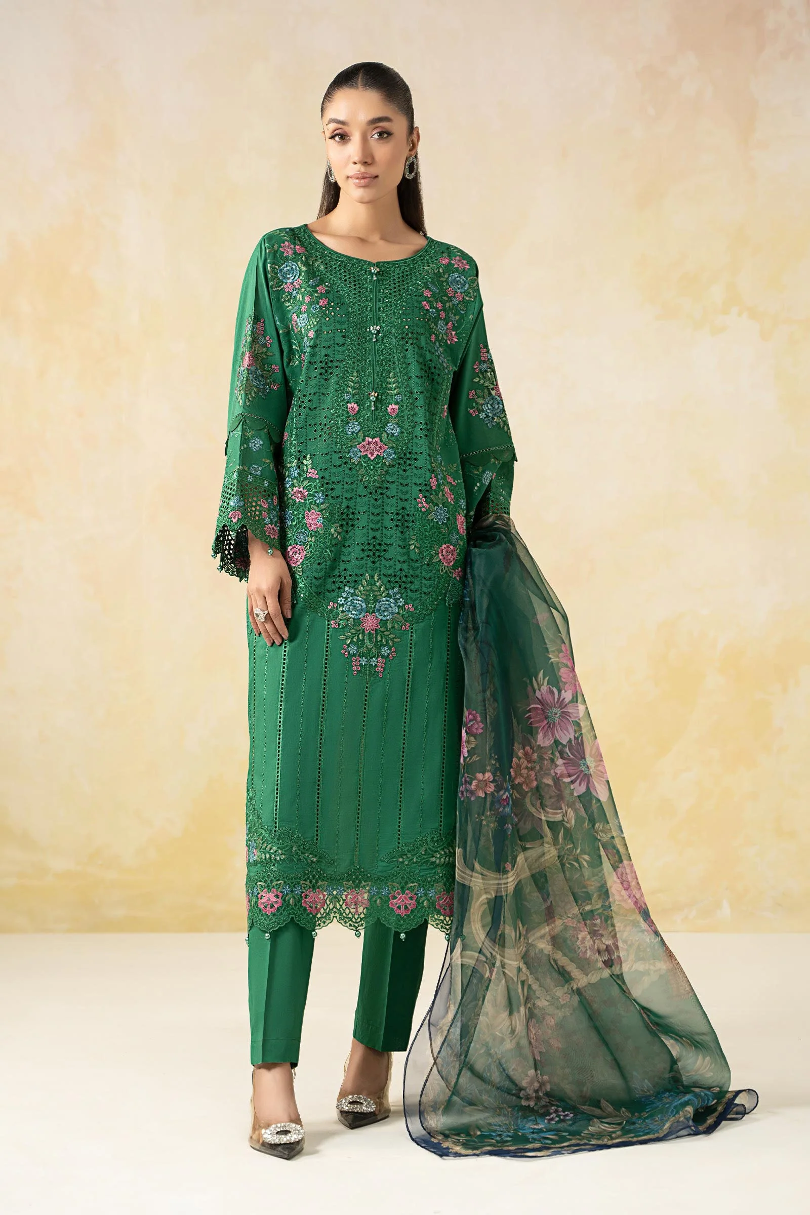 3 Piece Embroidered Lawn Suit 195 3 Piece Embroidered Lawn Suit