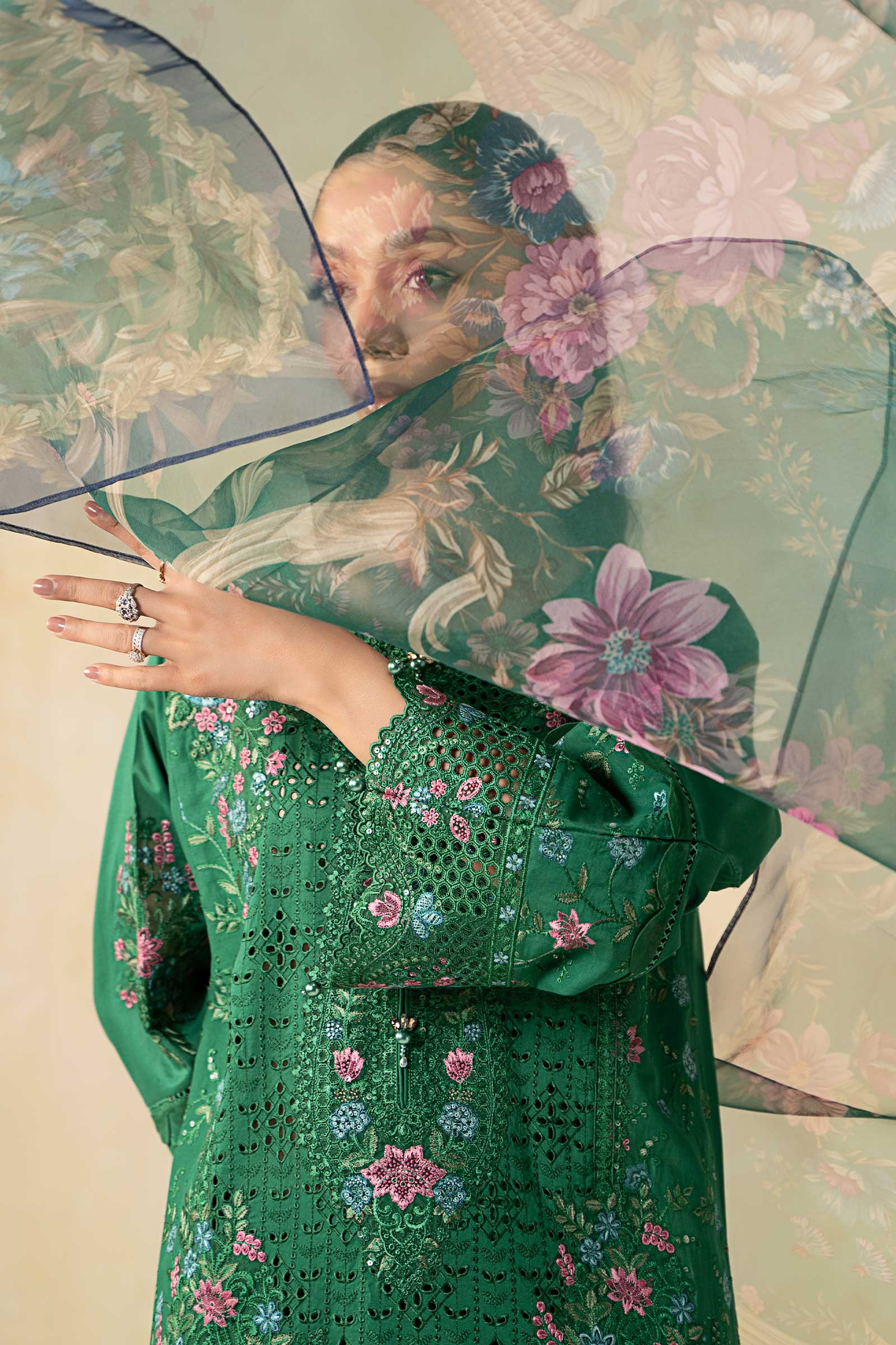 3 Piece Embroidered Lawn Suit 198 3 Piece Embroidered Lawn Suit