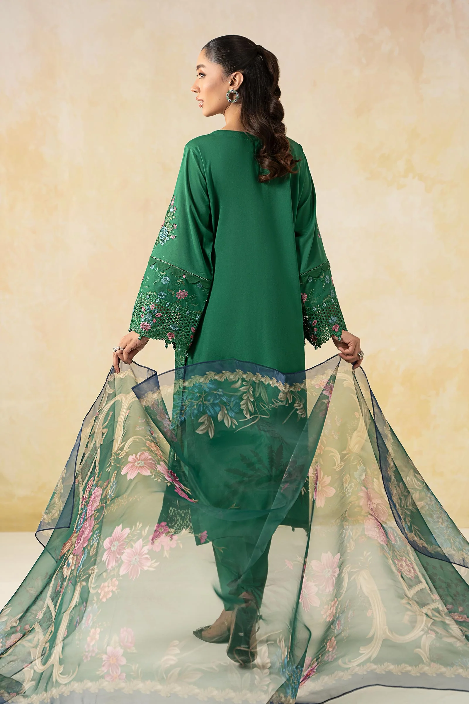 3 Piece Embroidered Lawn Suit 201 3 Piece Embroidered Lawn Suit