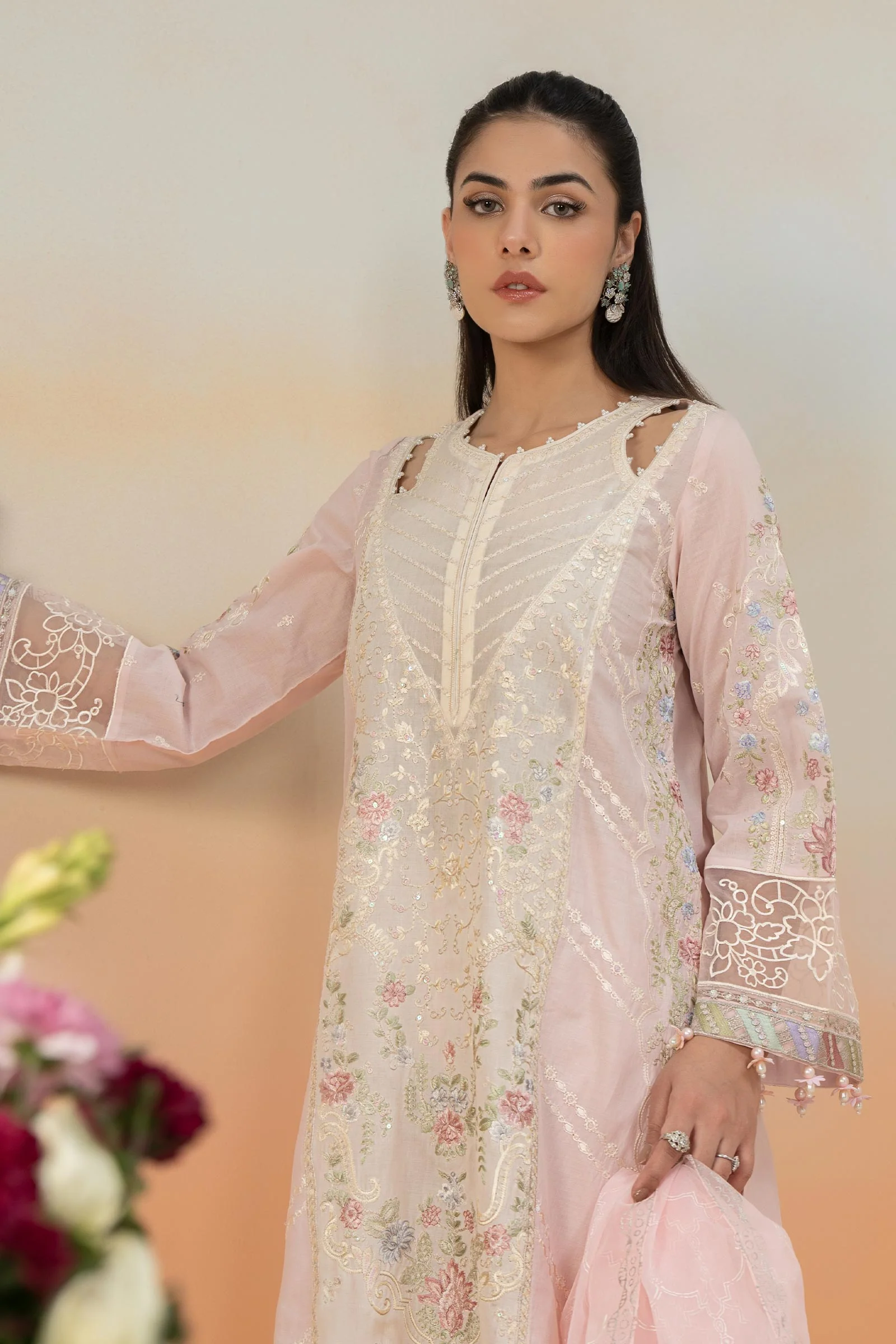 3 Piece Embroidered Lawn Suit 176 3 Piece Embroidered Lawn Suit