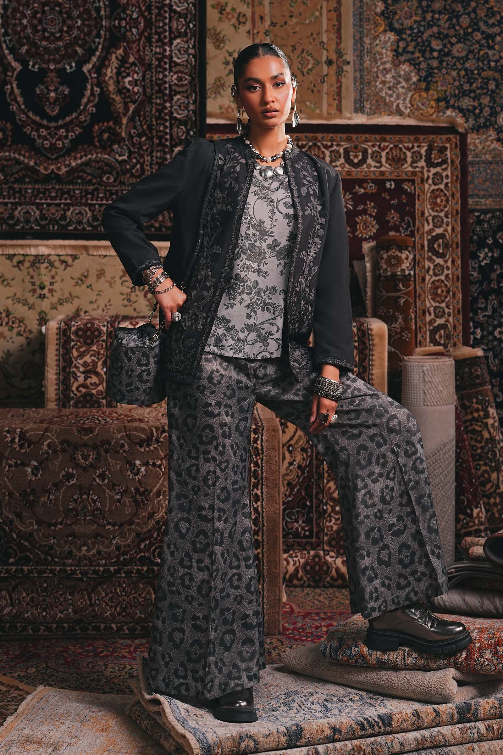 Embroidered Pk Raw Silk Jacket Set