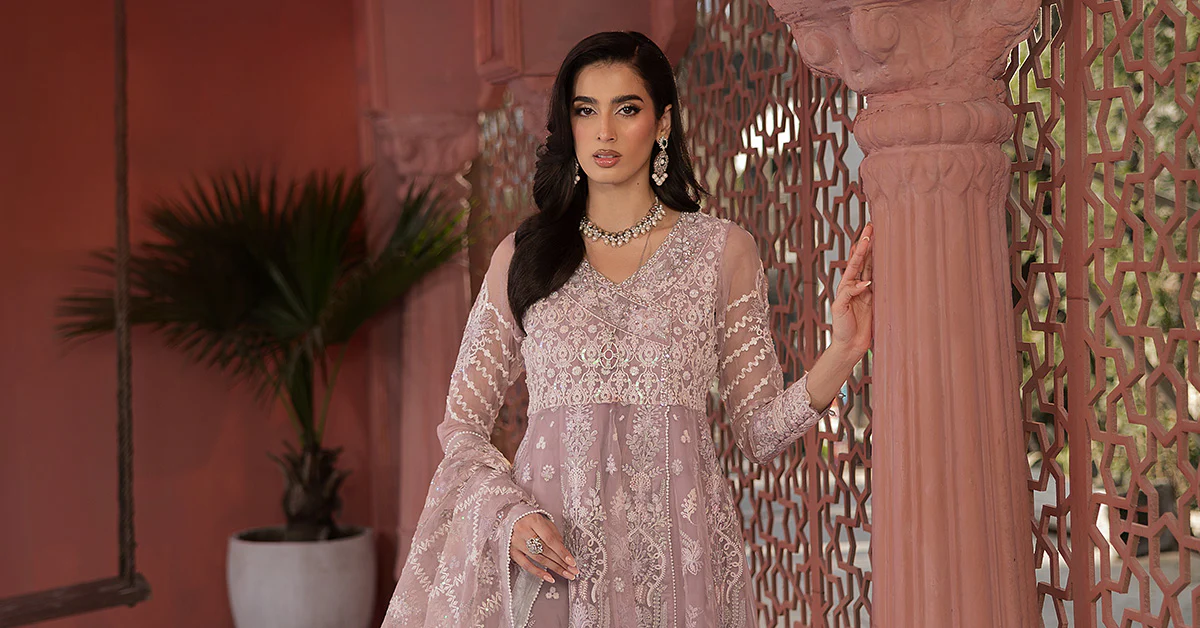 3 Piece Embroidered Organza Suit 116 3 Piece Embroidered Organza Suit