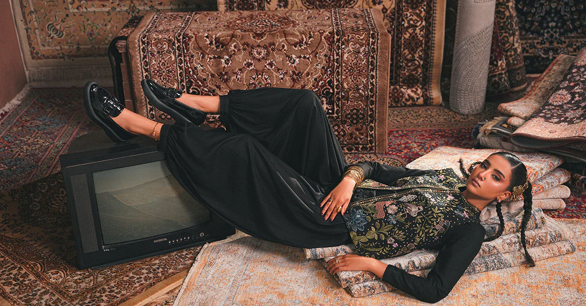 3 Piece Embroidered Khaddar Suit 7 3 Piece Embroidered Khaddar Suit