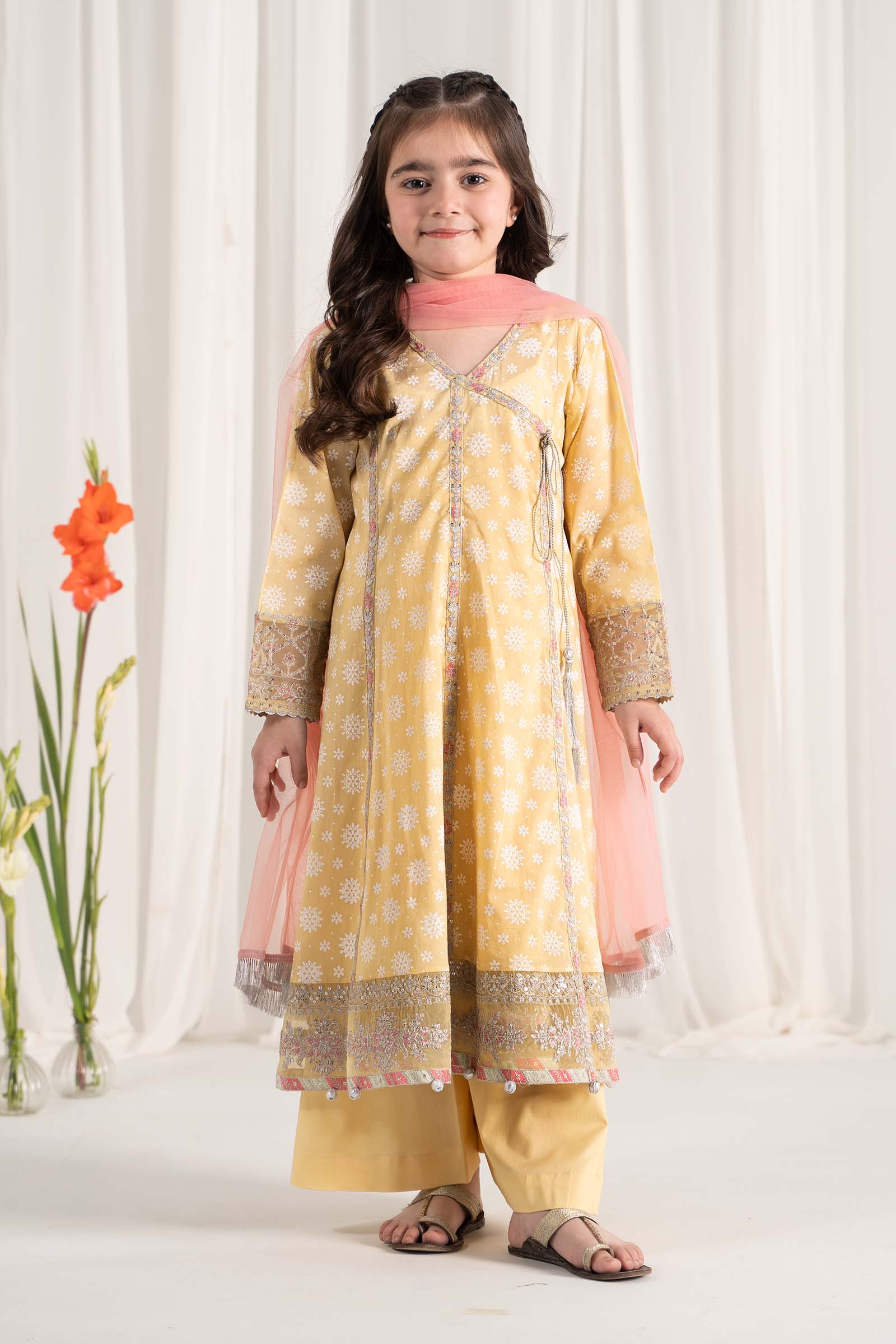 3 Piece Embroidered Lawn Suit 127 3 Piece Embroidered Lawn Suit