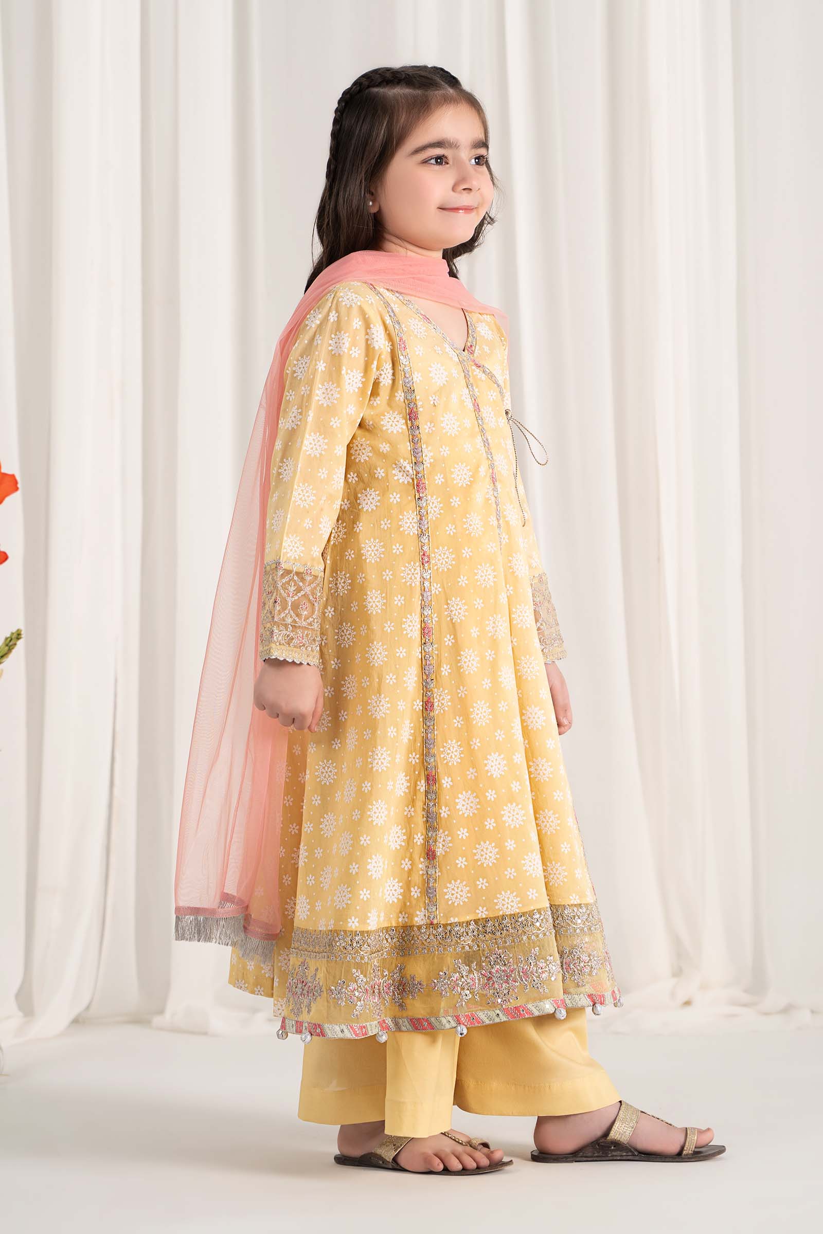 3 Piece Embroidered Lawn Suit 131 3 Piece Embroidered Lawn Suit