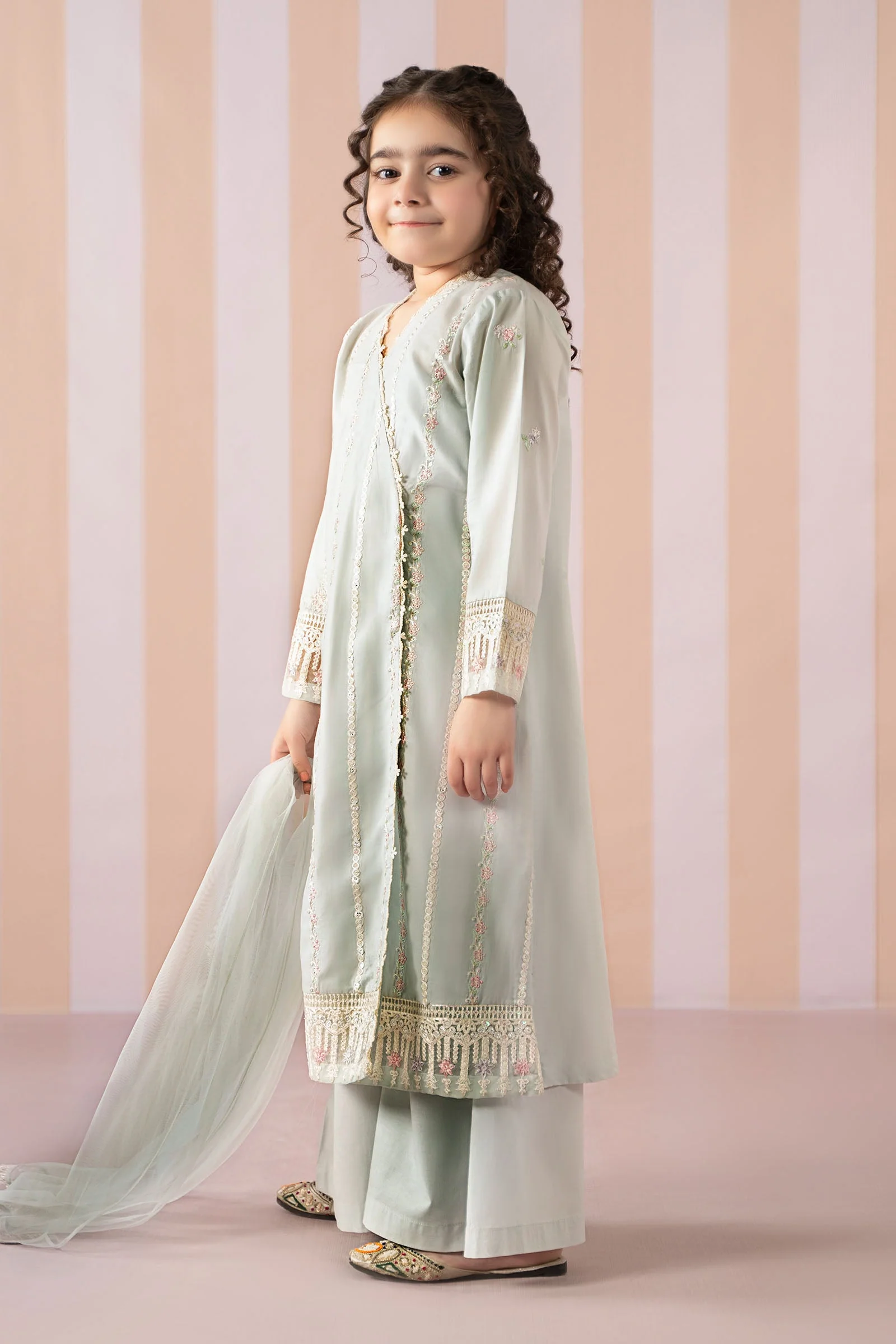 3 Piece Embroidered Lawn Suit 123 3 Piece Embroidered Lawn Suit