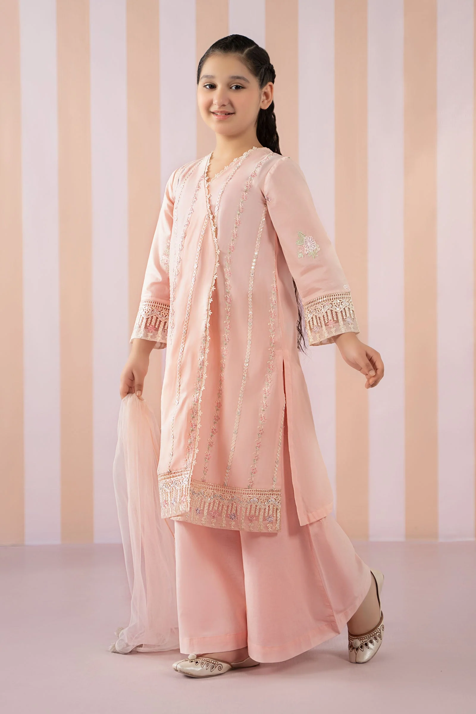 3 Piece Embroidered Lawn Suit 115 3 Piece Embroidered Lawn Suit