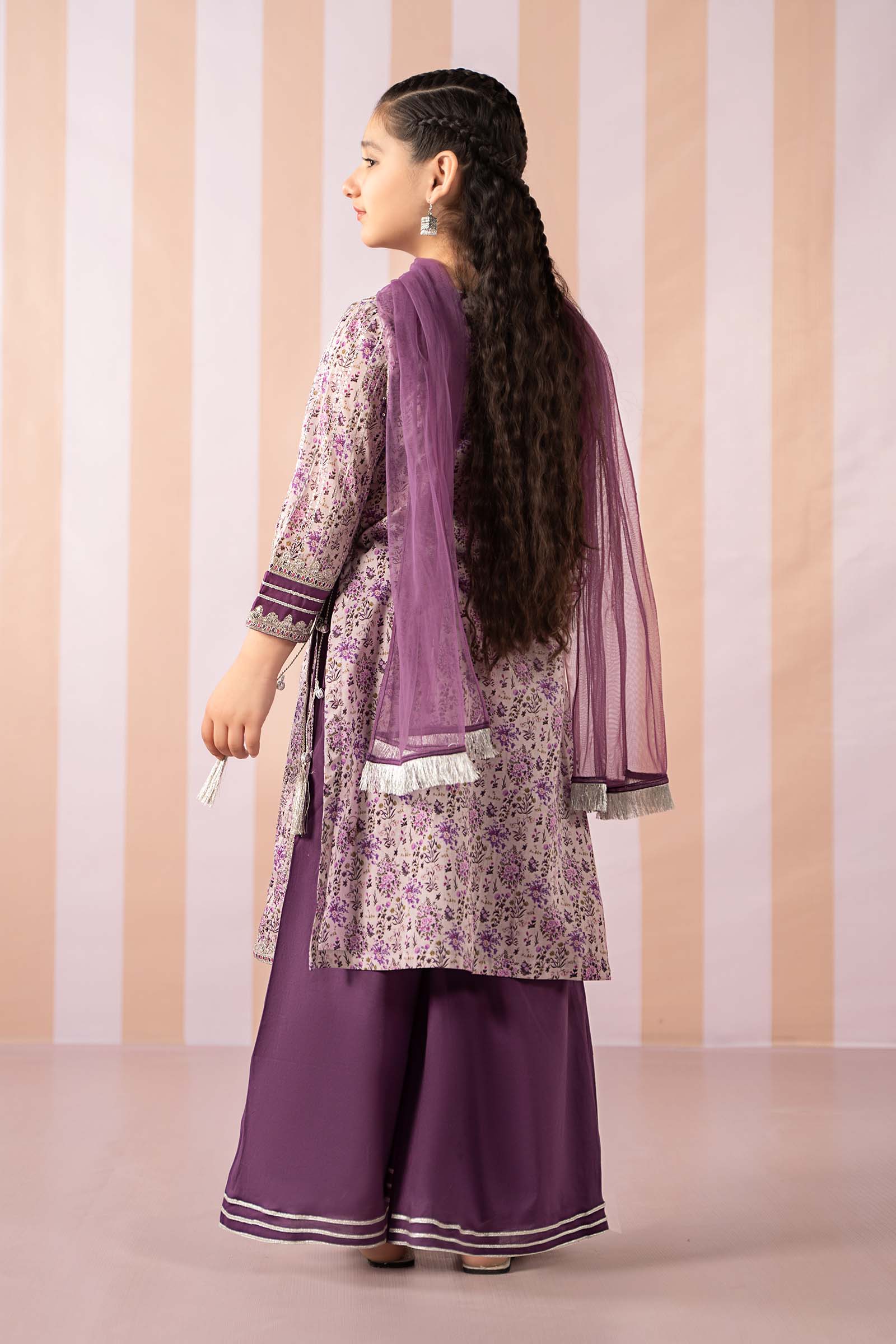 3 Piece Embroidered Lawn Suit 113 3 Piece Embroidered Lawn Suit