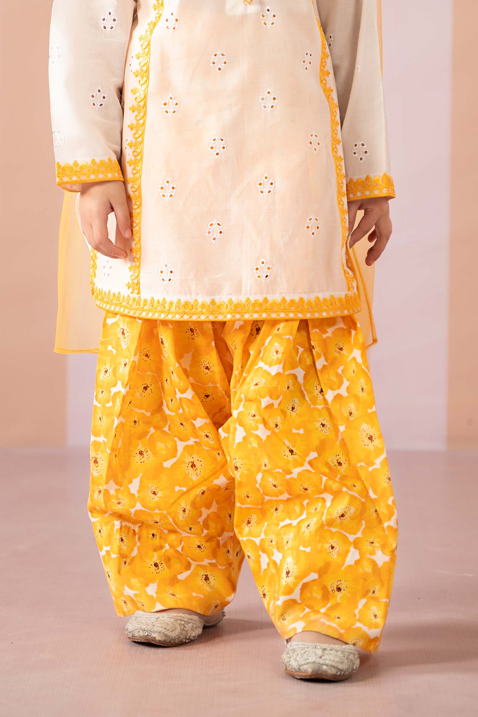 3 Piece Embroidered Lawn Suit 105 3 Piece Embroidered Lawn Suit
