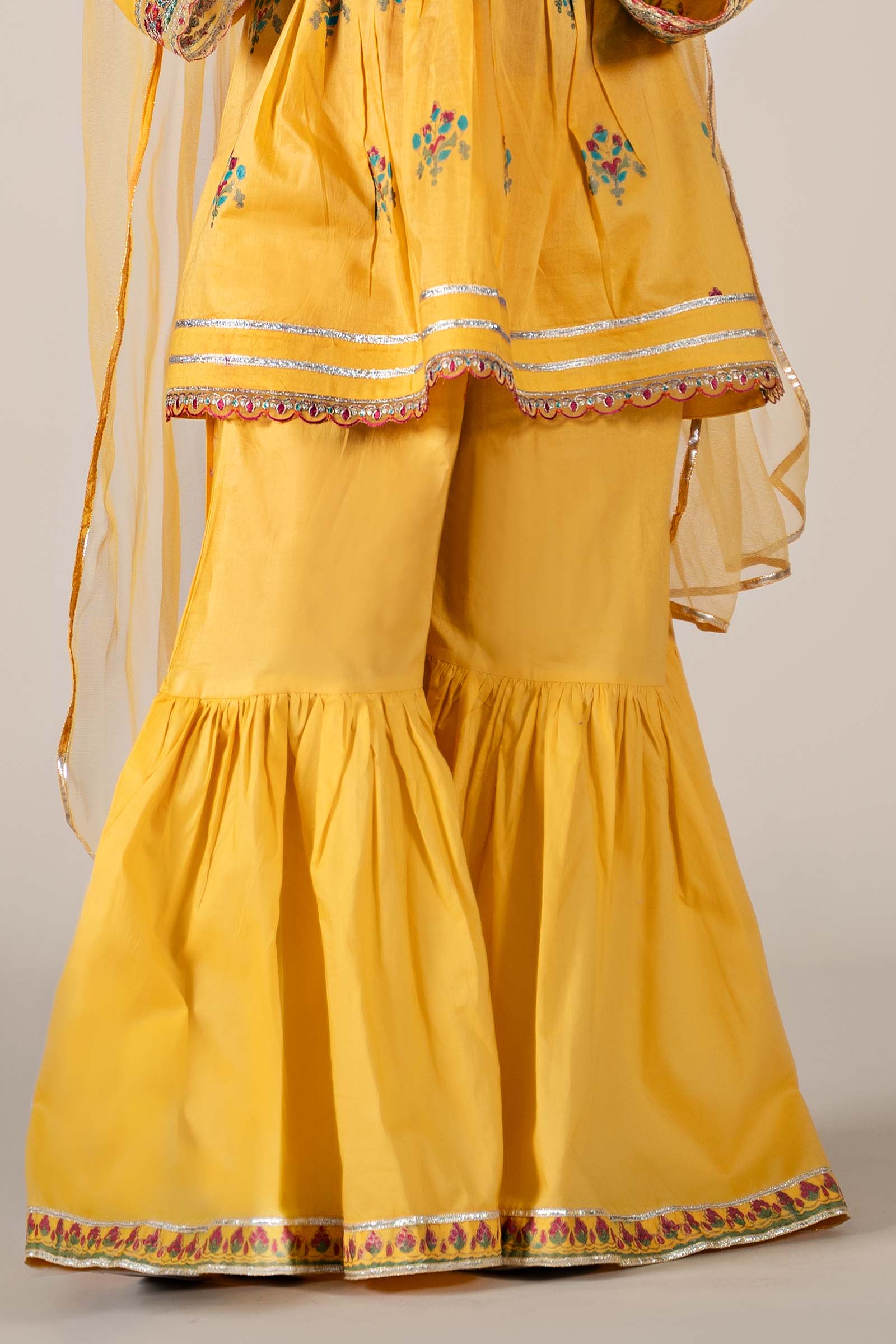 3 Piece Embroidered Lawn Suit 76 3 Piece Embroidered Lawn Suit