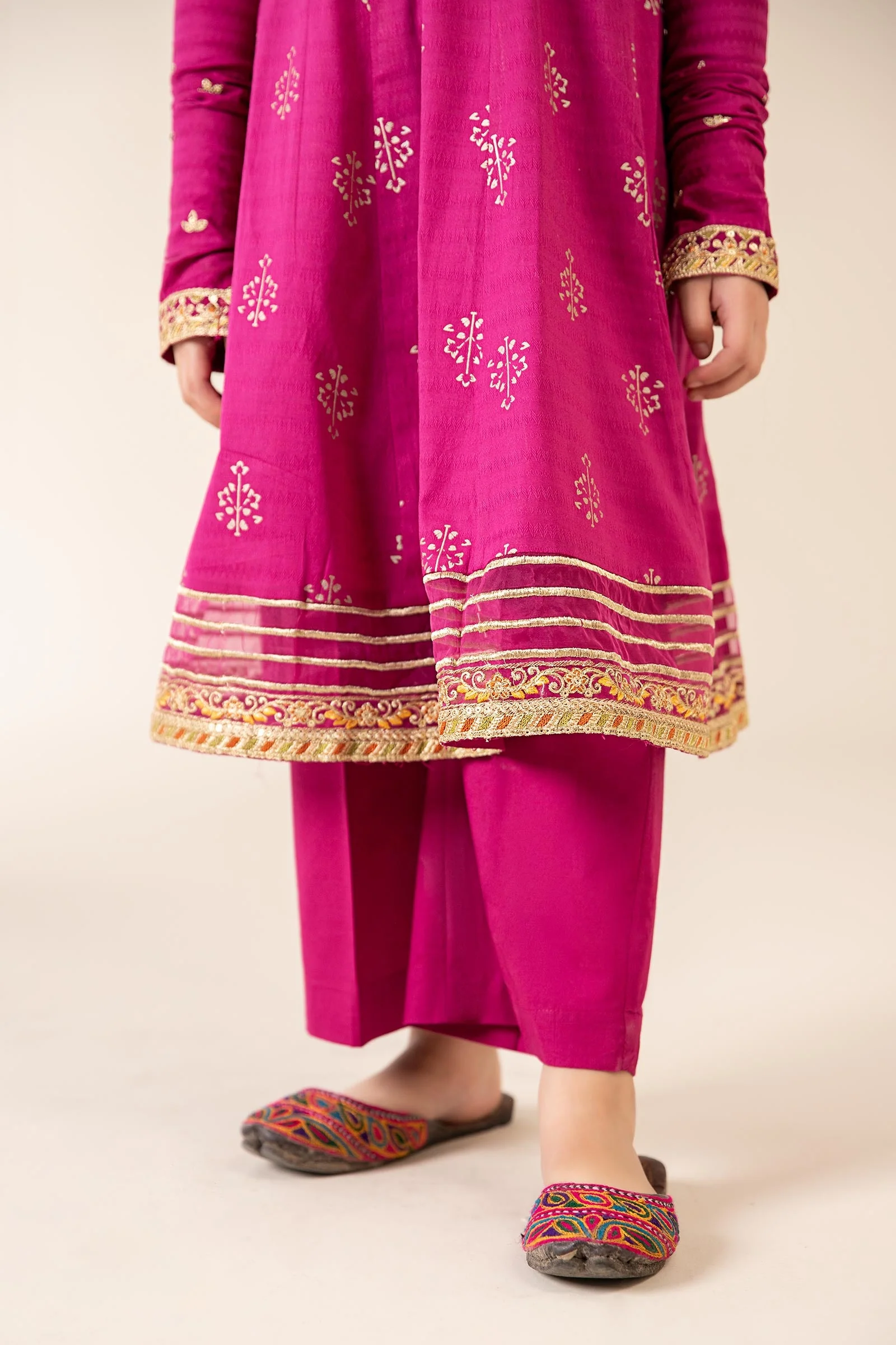 3 Piece Embroidered Lawn Suit 56 3 Piece Embroidered Lawn Suit