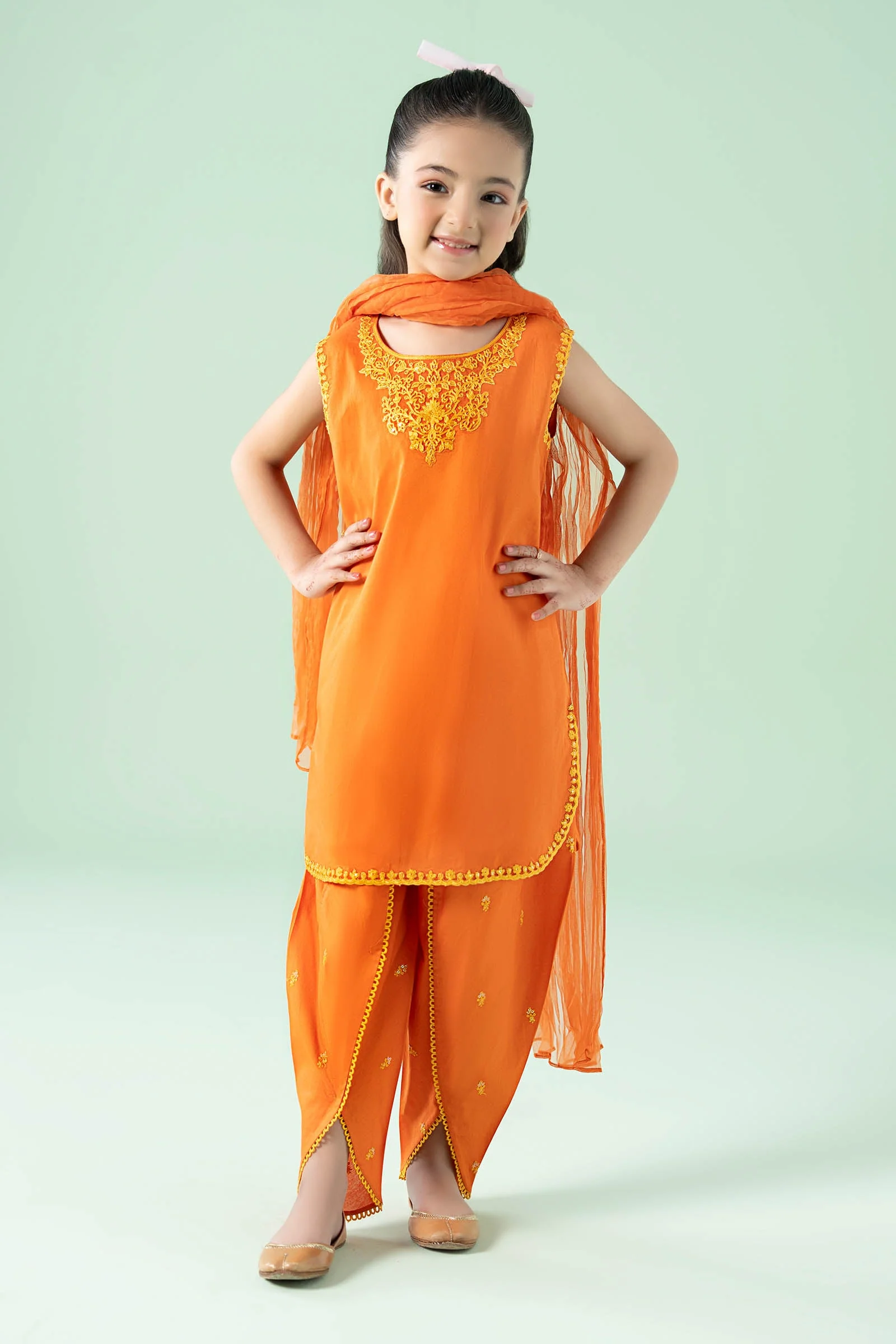 3 Piece Embroidered Lawn Suit 25 3 Piece Embroidered Lawn Suit