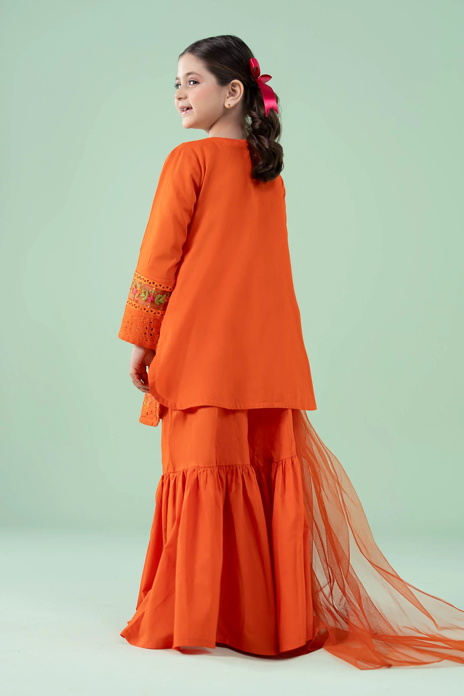 3 Piece Embroidered Lawn Suit 14 3 Piece Embroidered Lawn Suit