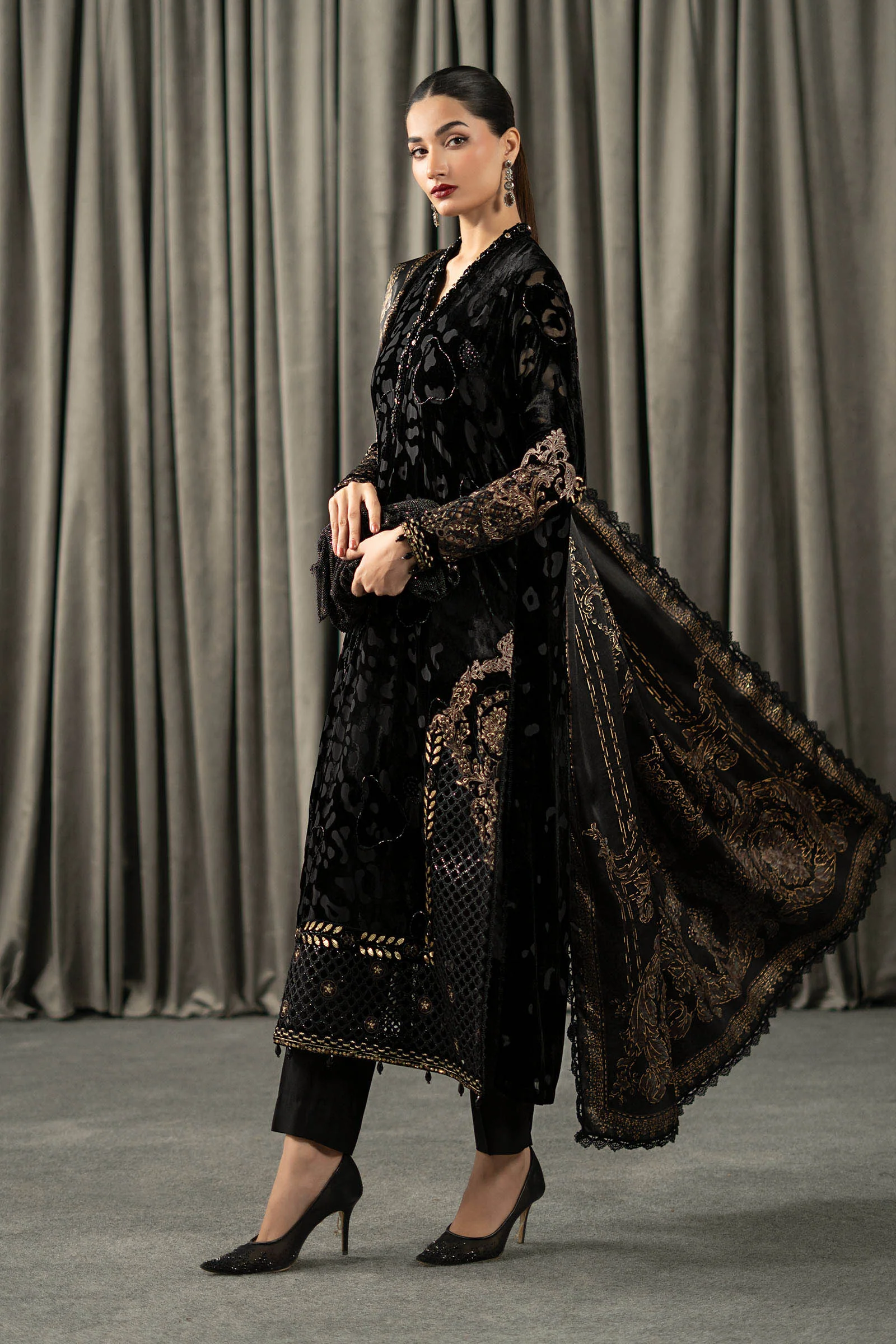 3 Piece Embroidered Palachi Suit