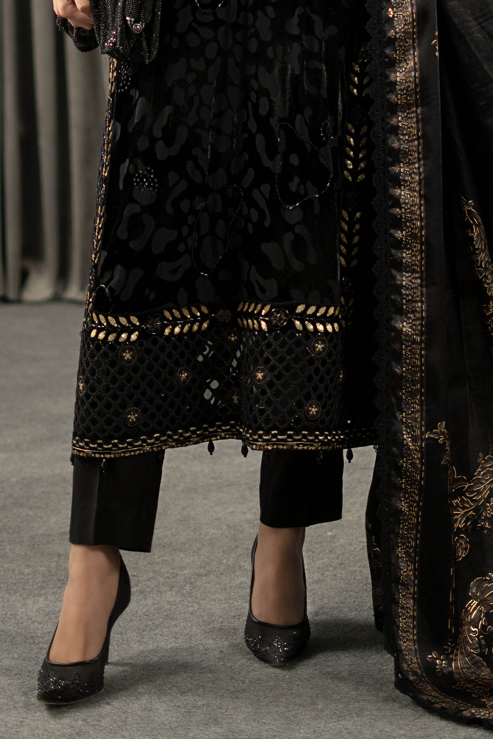 3 Piece Embroidered Palachi Suit