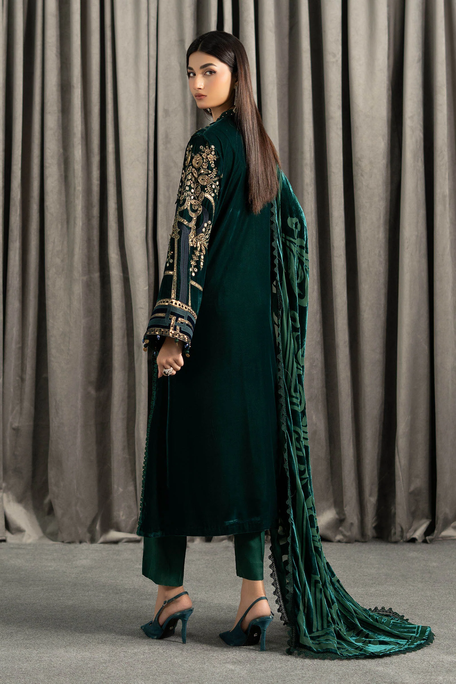 3 Piece Embroidered Velvet Suit 112 3 Piece Embroidered Velvet Suit