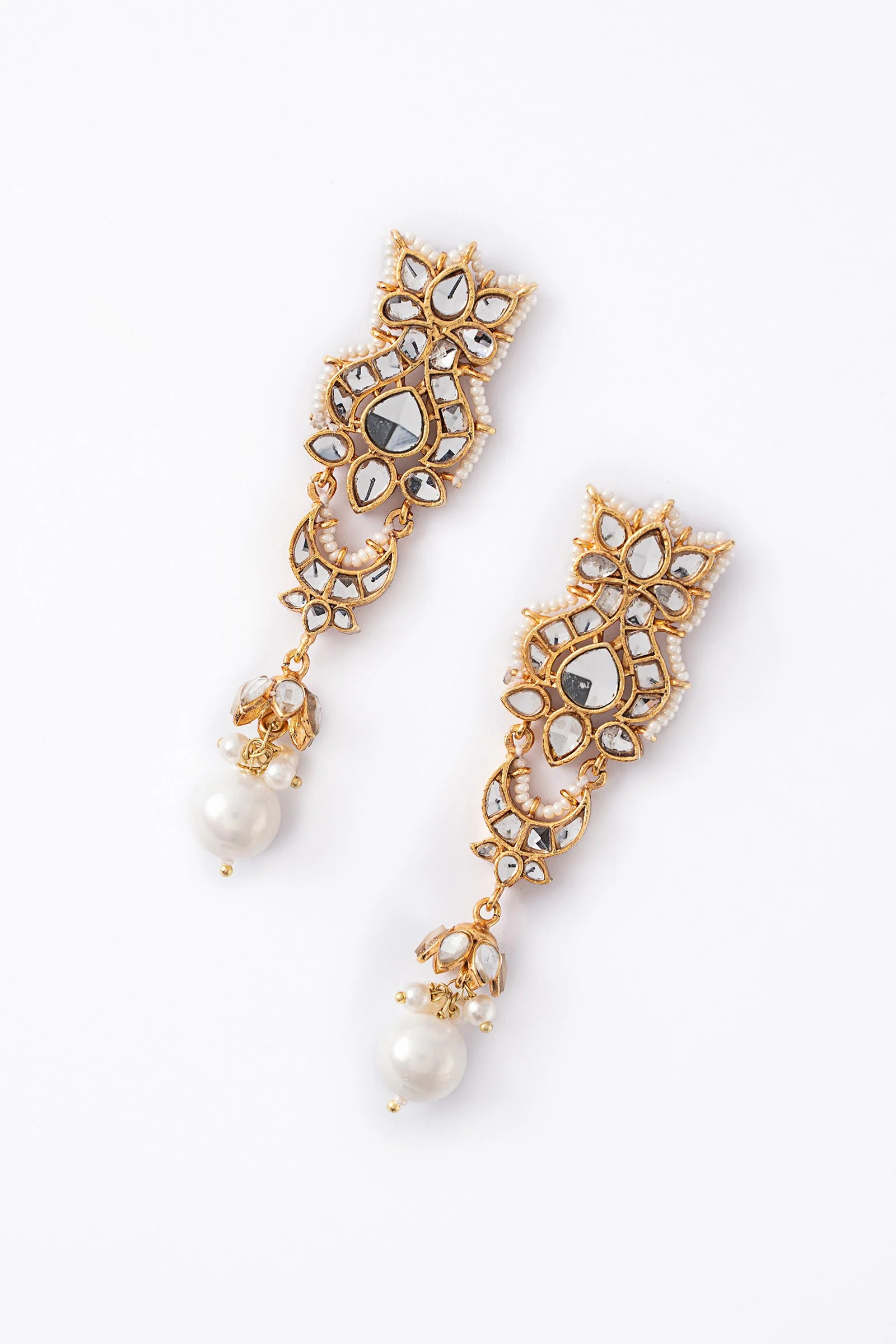 Daira Earrings