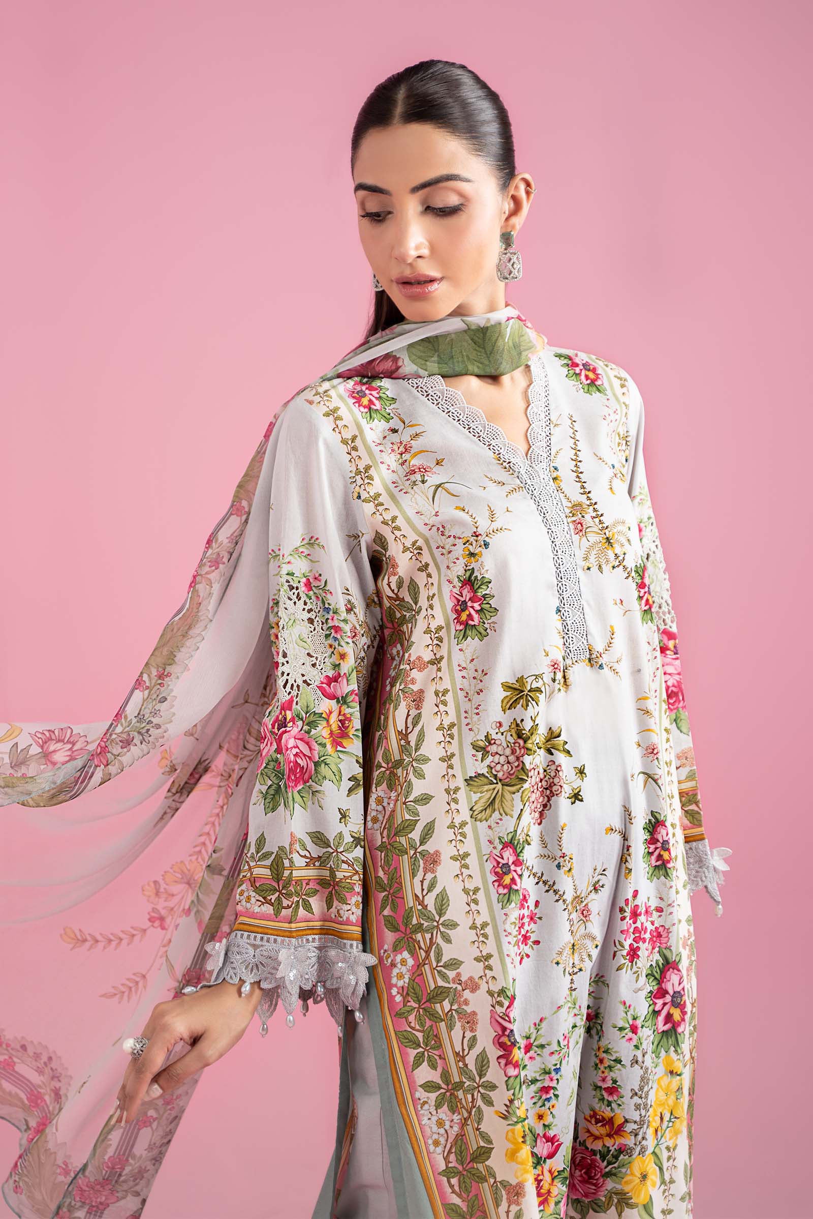 3 Piece Unstitched Embroidered Lawn Suit | MPT-2605-B